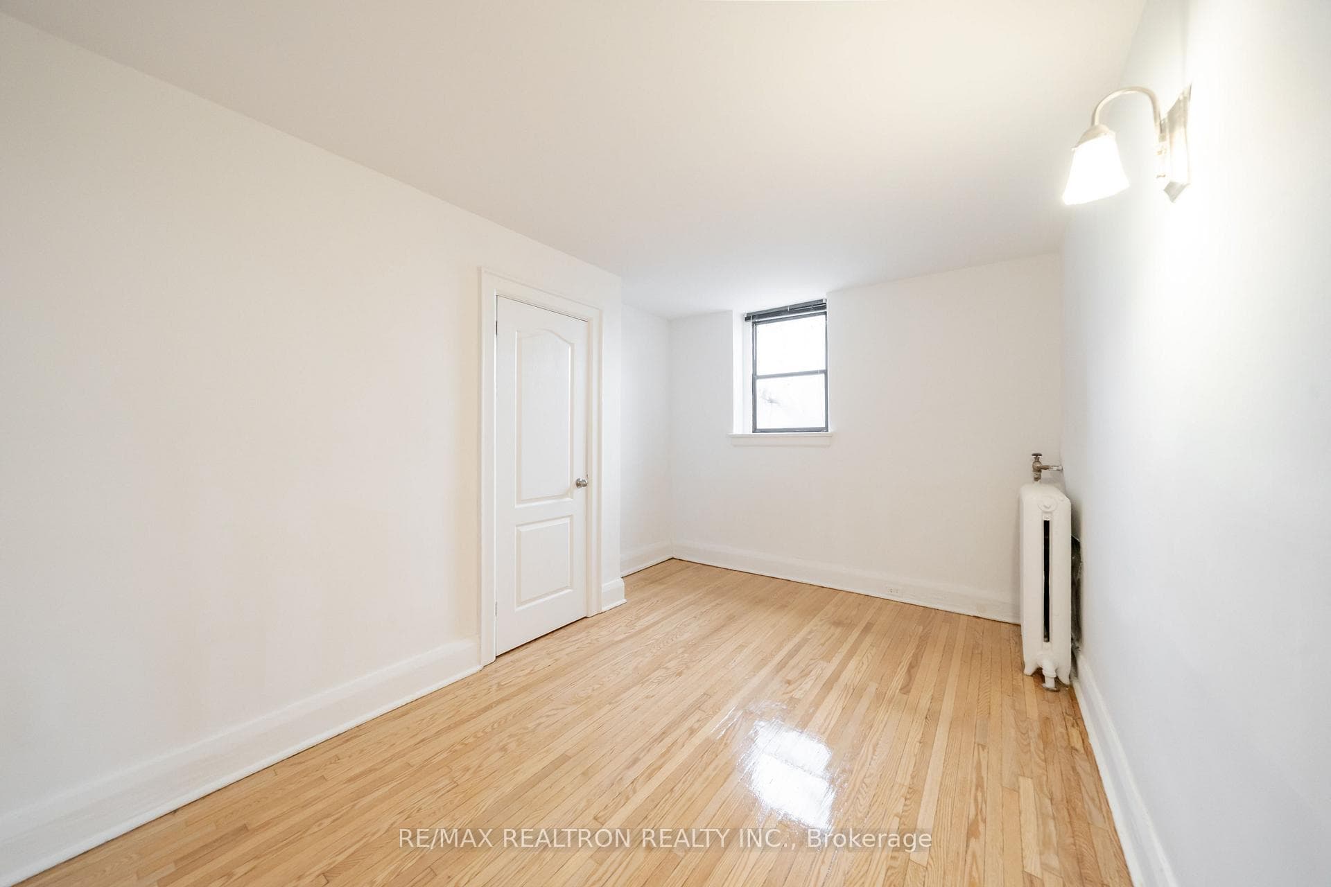 8 Kingston Road Unit 58 photo 4