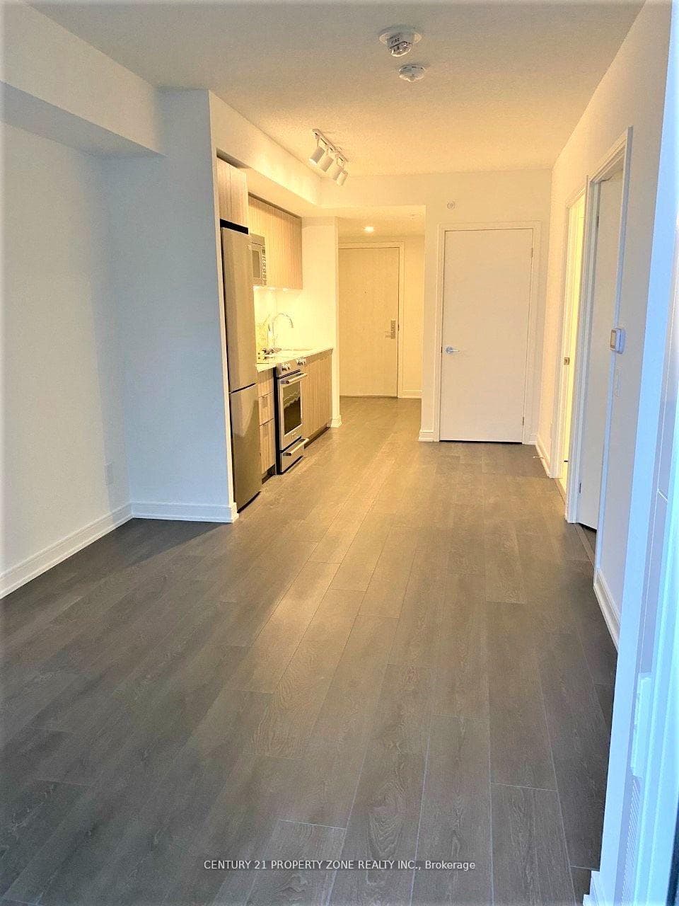 30 Samuel Wood Way Unit 1711 photo 5