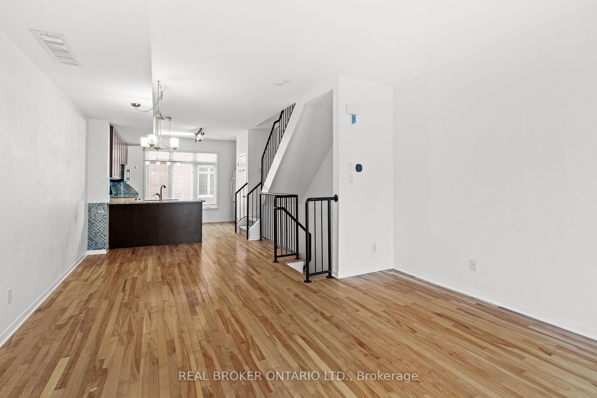 797 Montreal Road Unit 19 photo 3