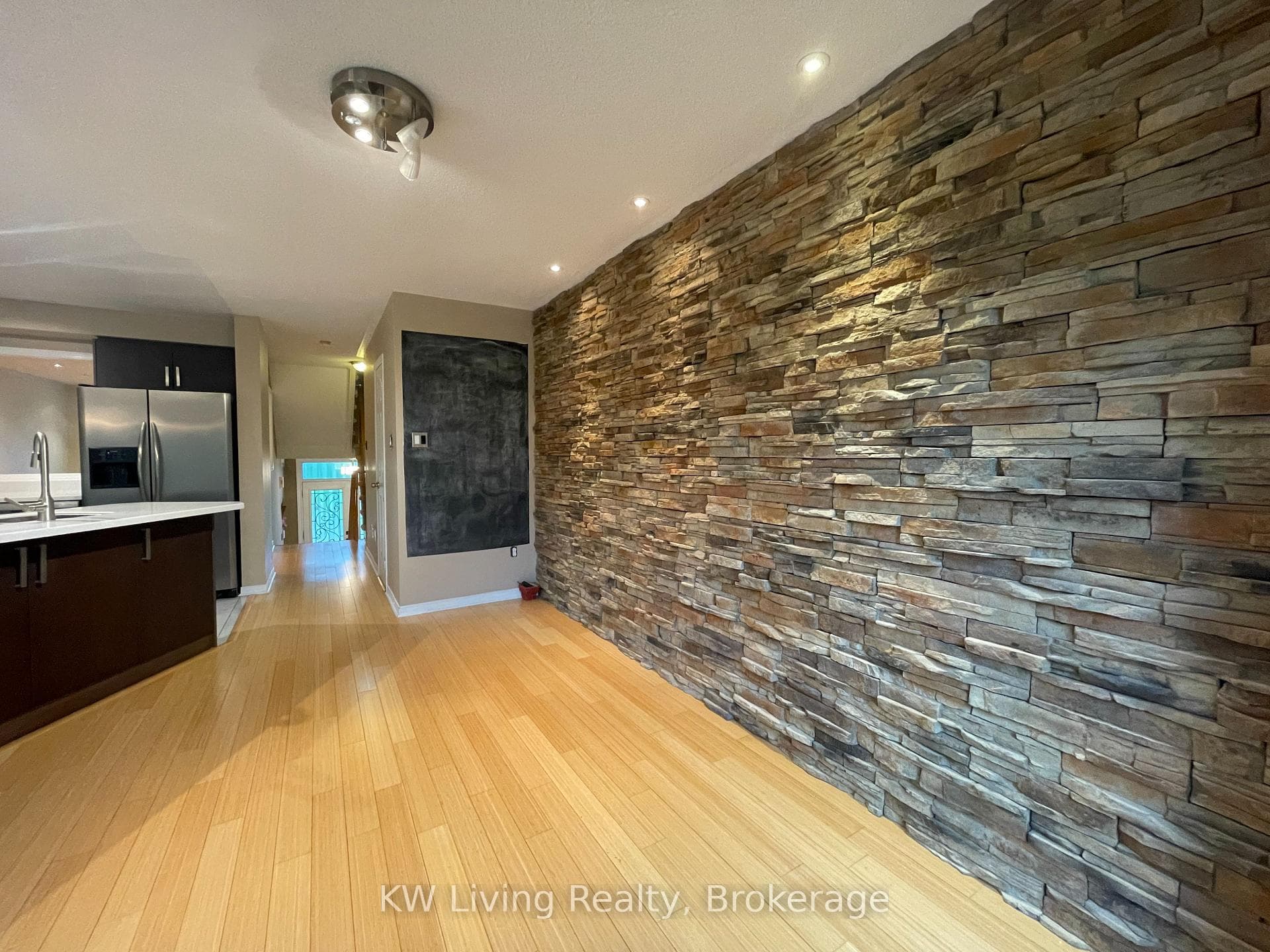 60 Coburg Crescent photo 14