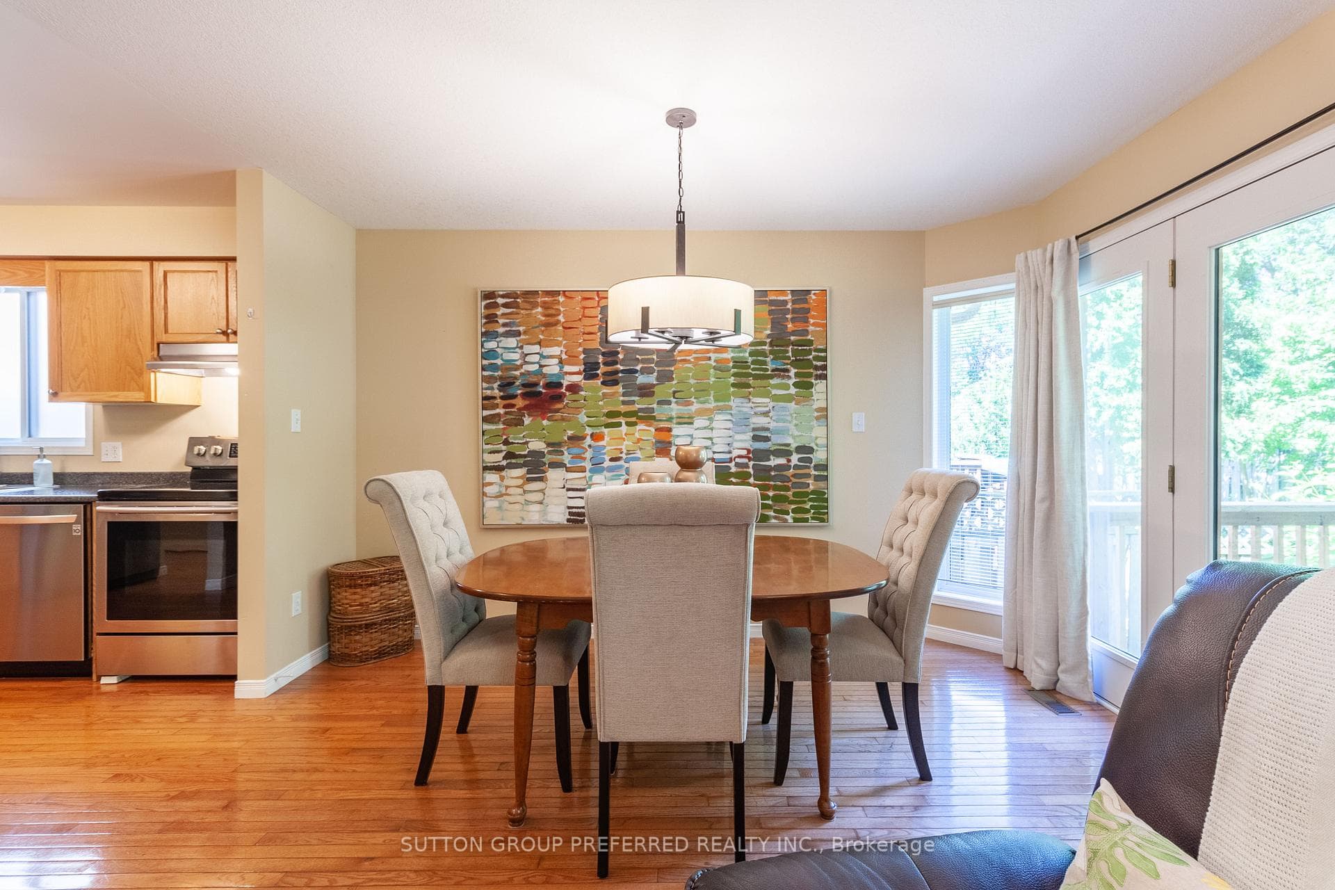 907 Blacksmith Street photo 9