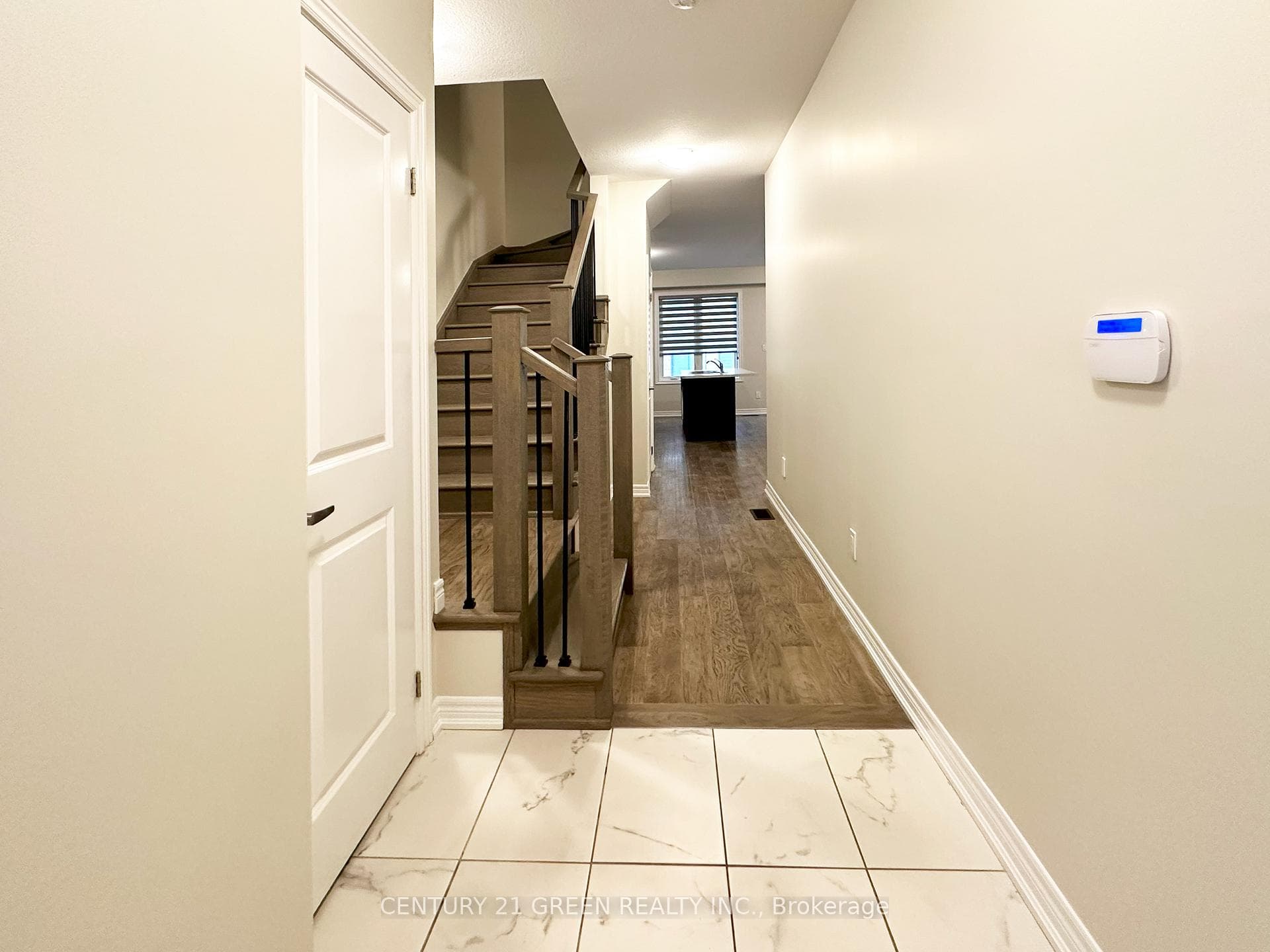 11 Mia Drive photo 3