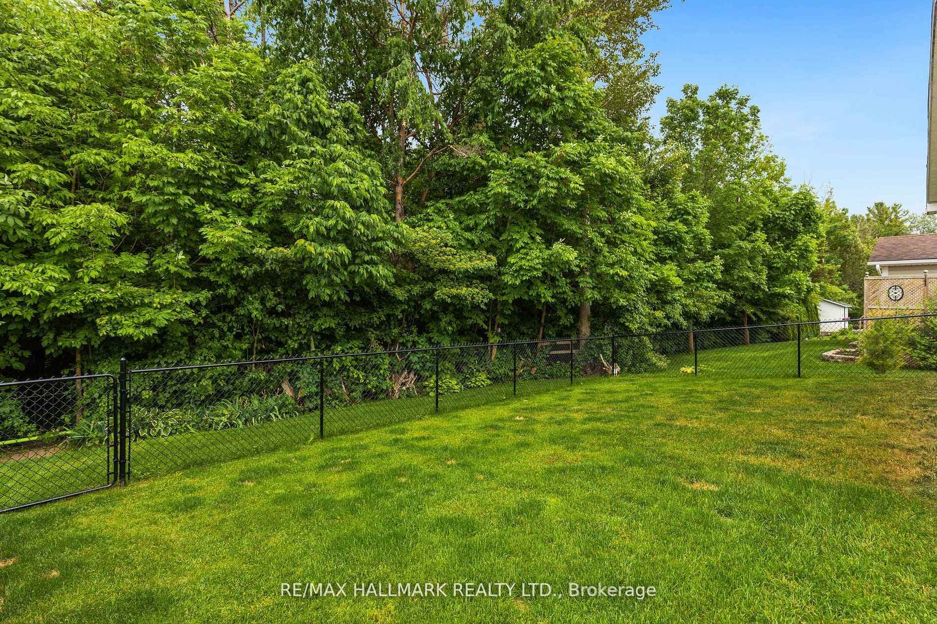 84 New York Avenue photo 37