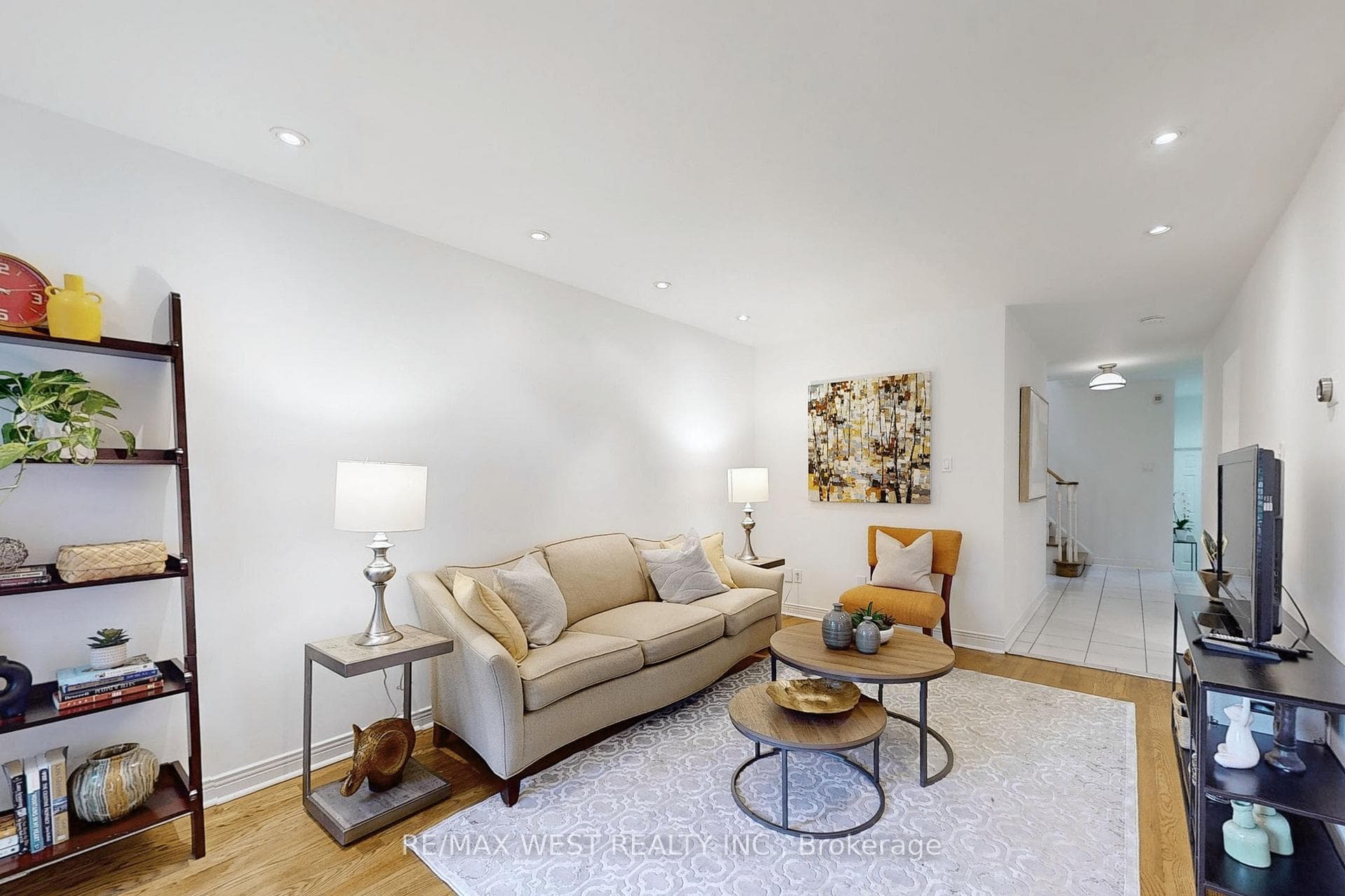 42 Brownstone Circle photo 5
