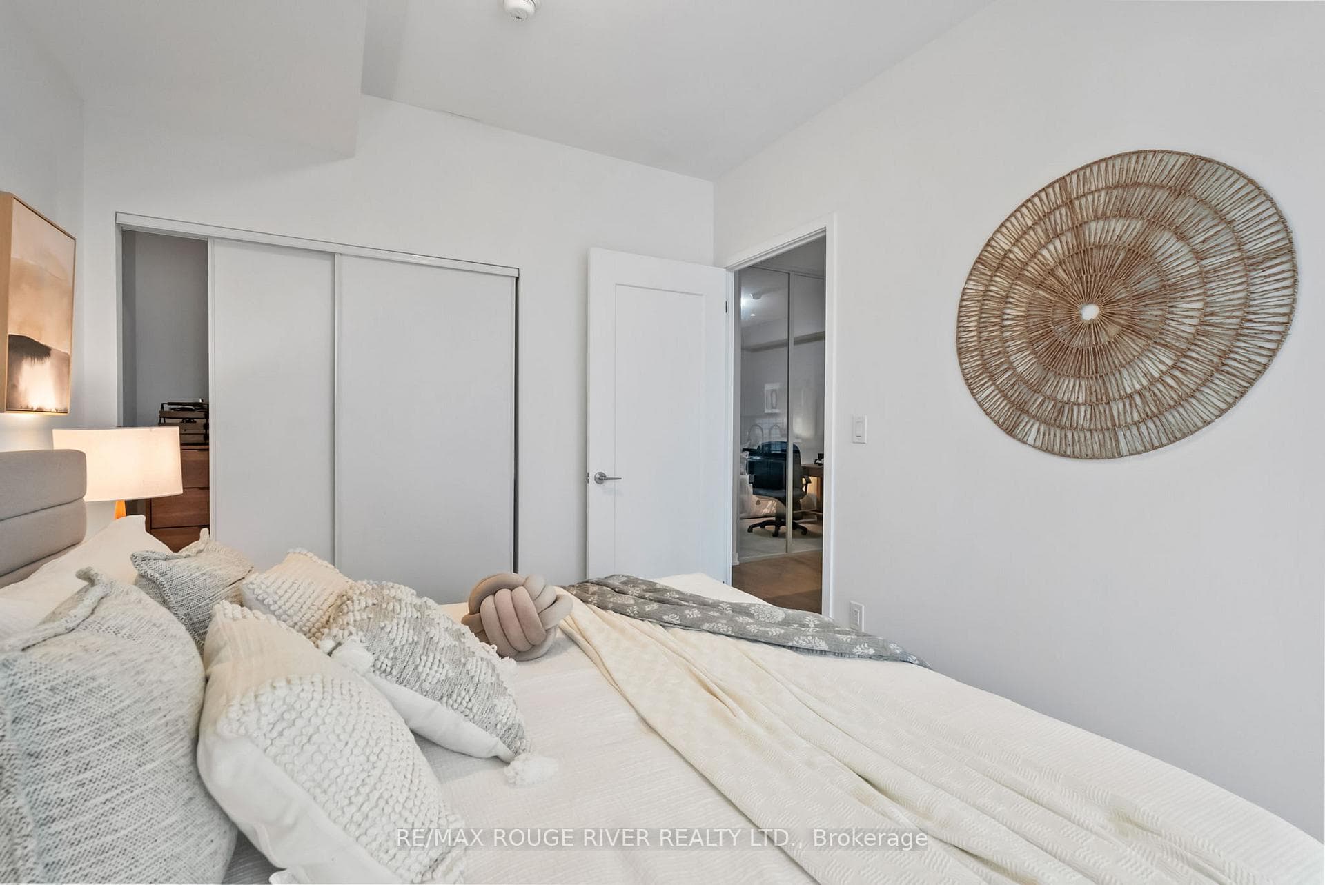 1350 Kingston Road Unit 206 photo 23