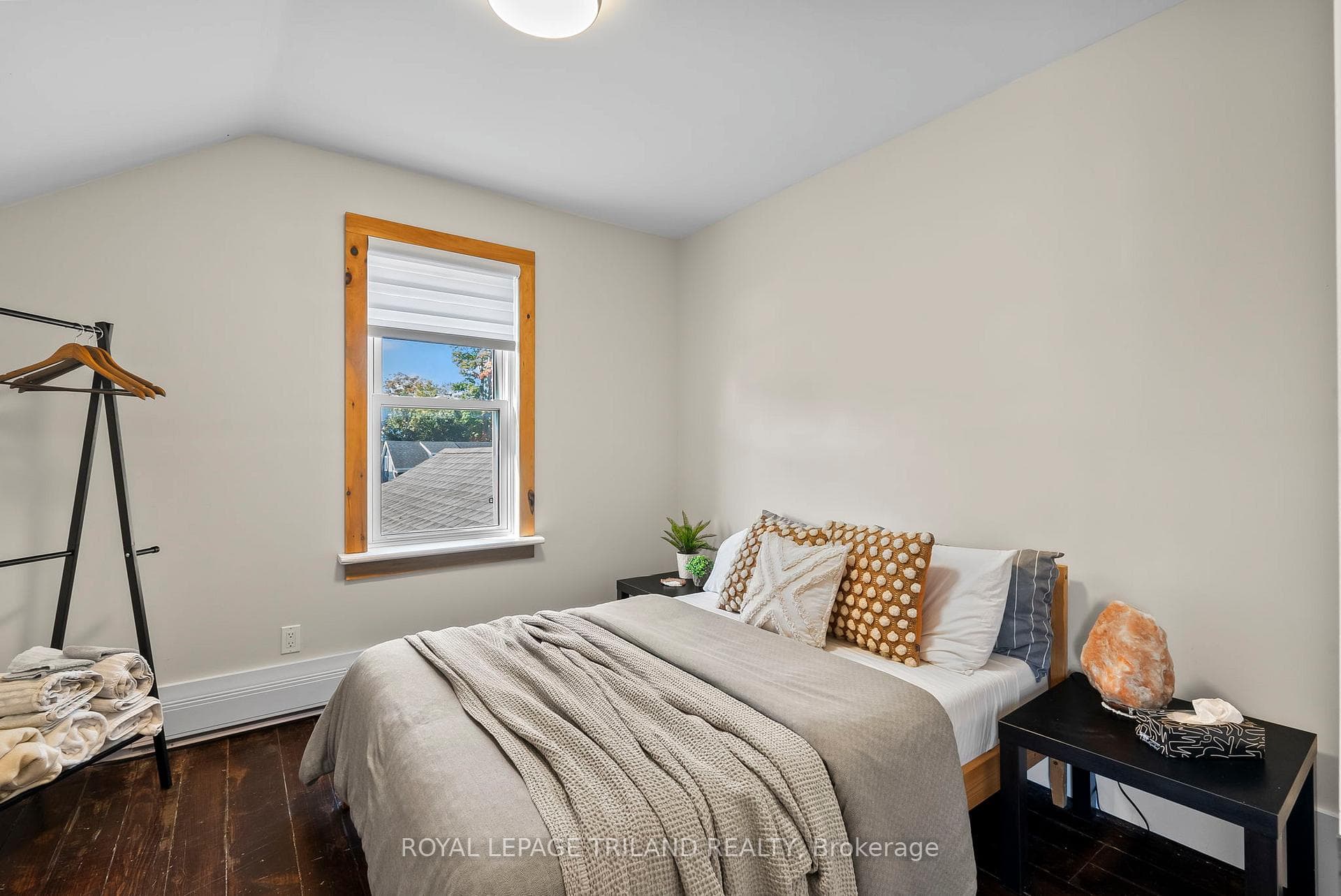 71 Huron Street photo 26