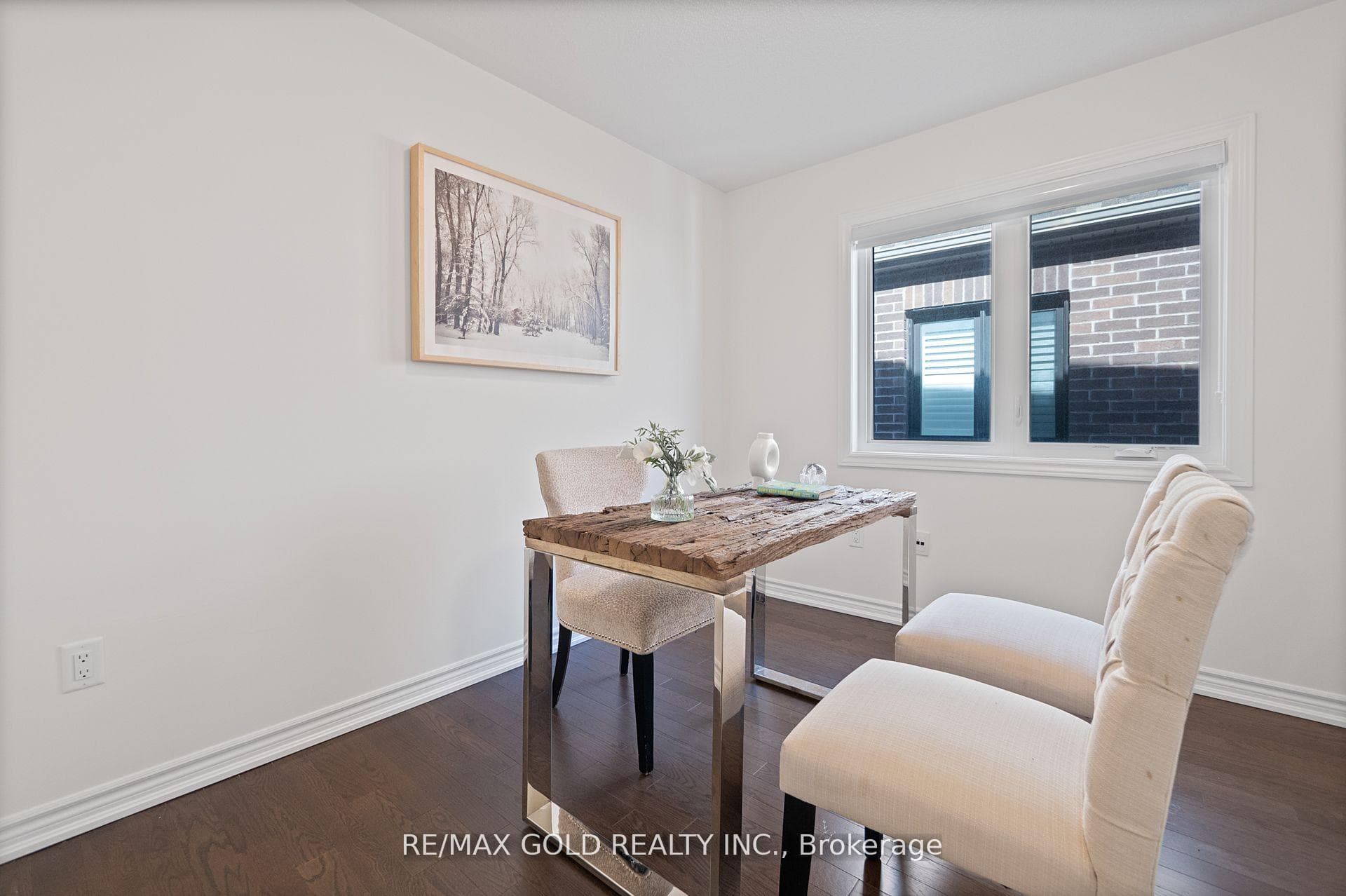 474 Bergamot Avenue photo 30