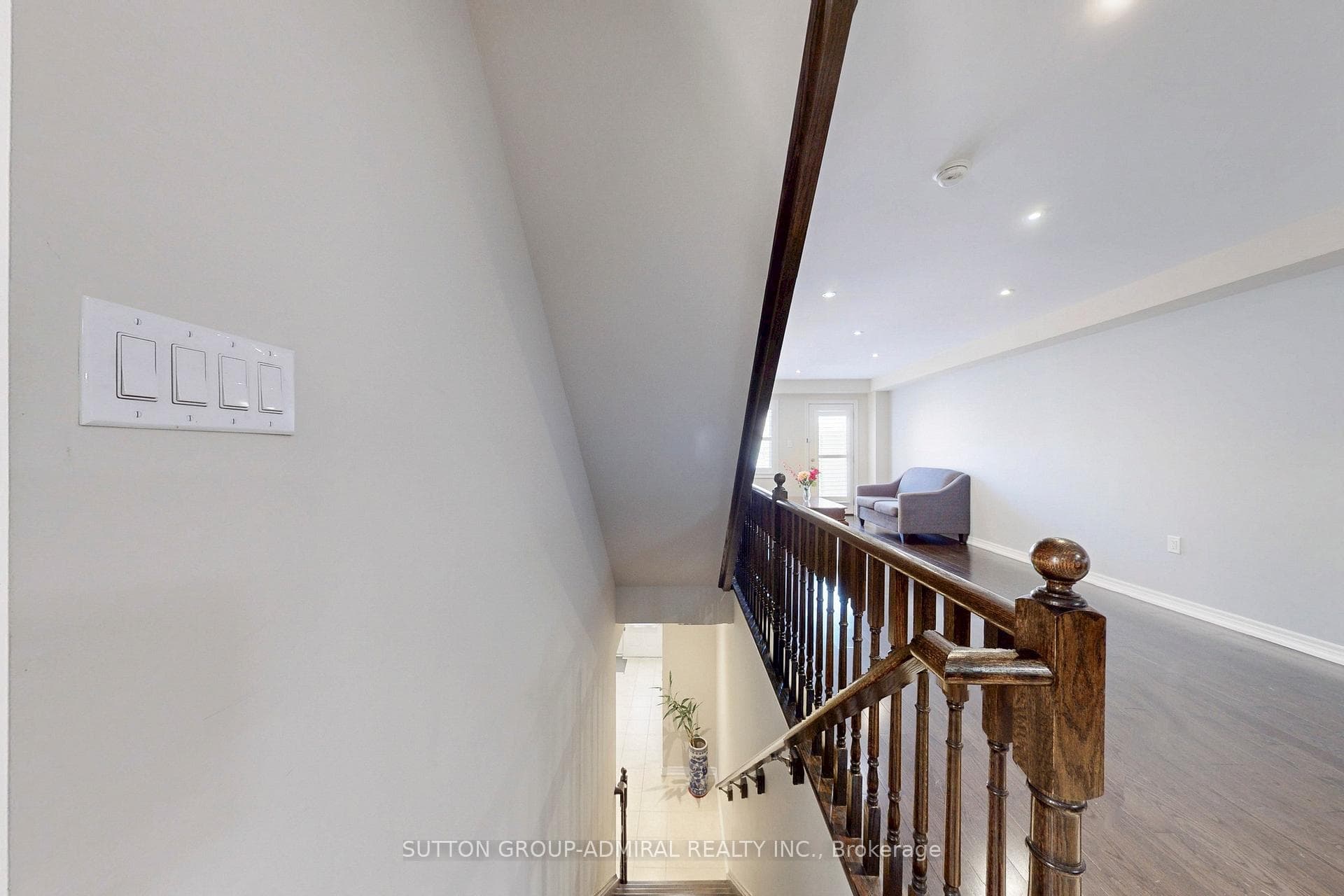 35 Pringdale Gardens Circle photo 30