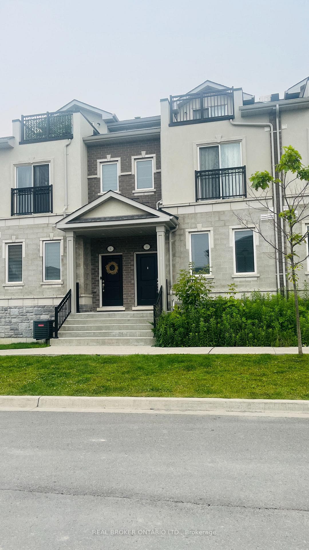 MAIN ENTRANCE , HOUSE #5