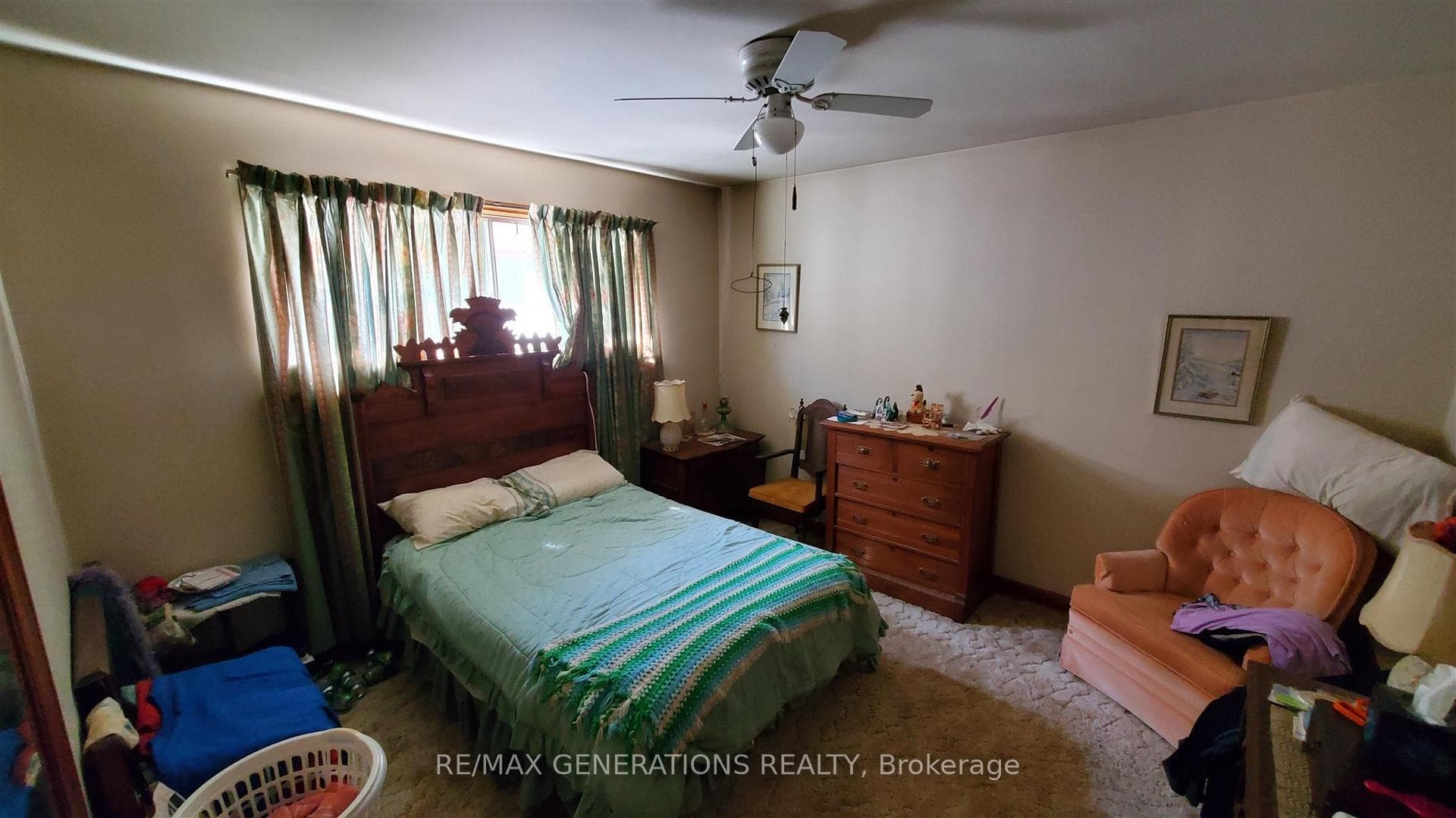 300 Van Horne Street photo 11
