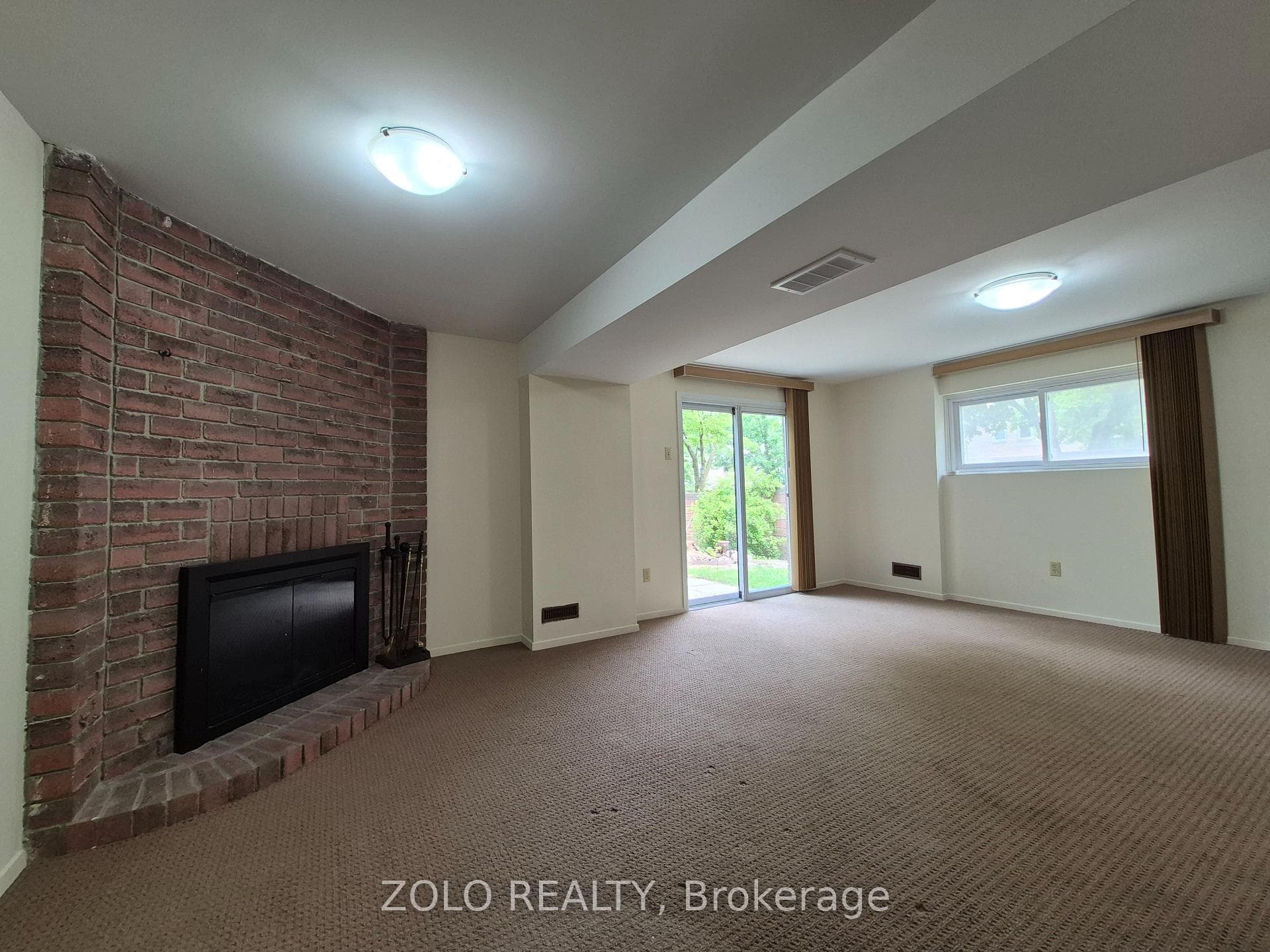 77 Colleen Street photo 28