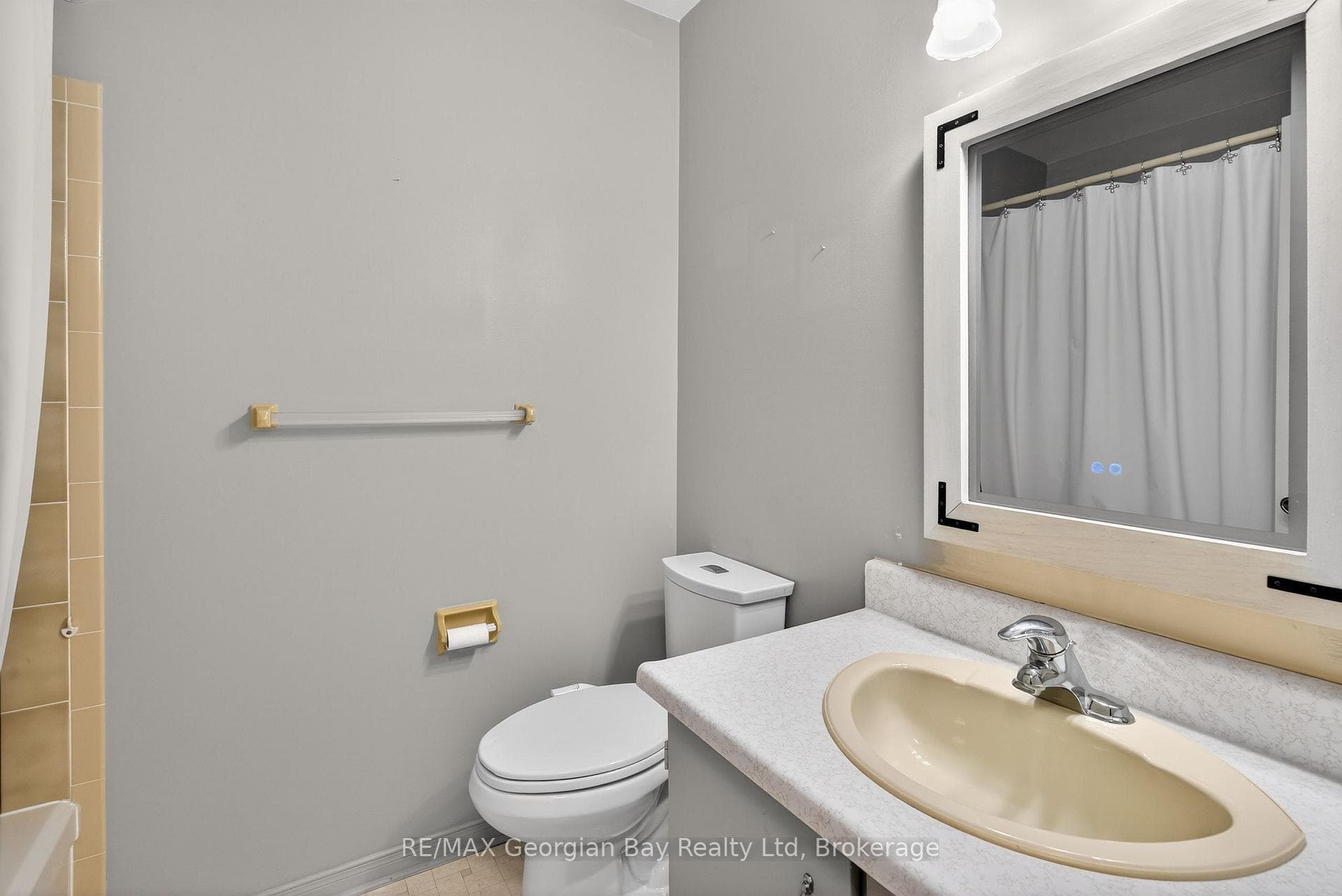 1032 Dominion Avenue photo 12