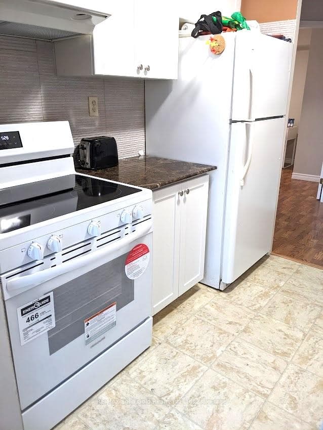 3227 King Street Unit 610 photo 4