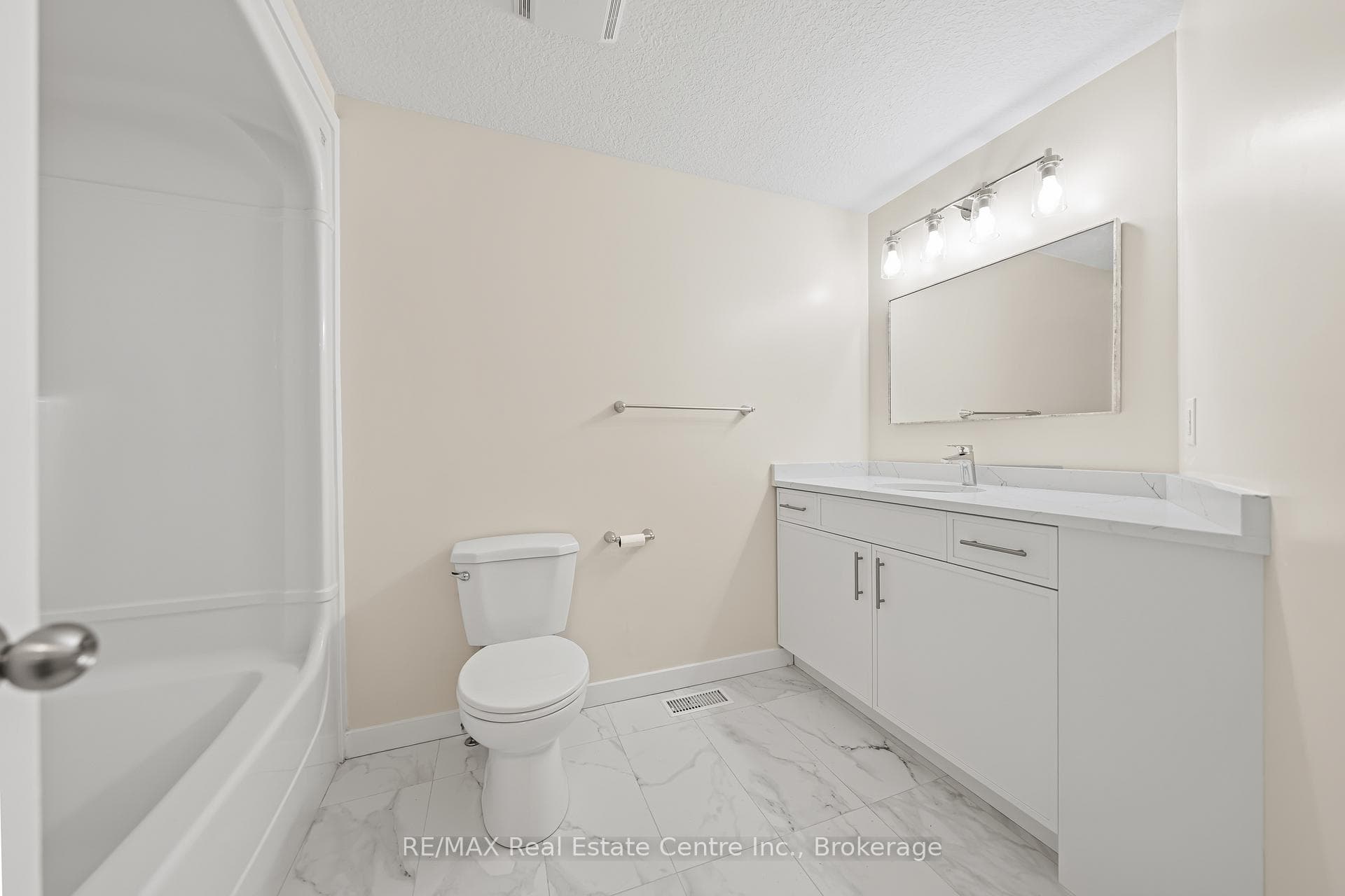 716A Karlsfeld Road photo 26