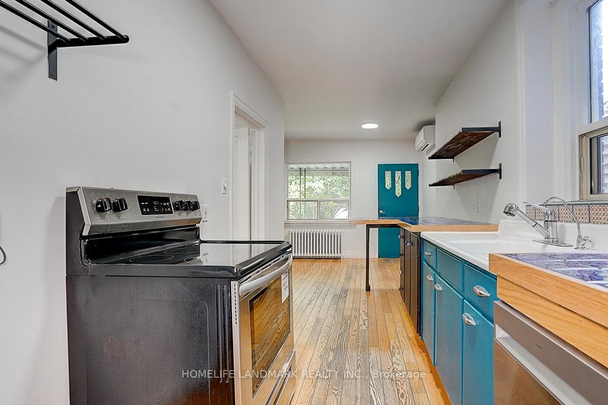149 Euclid Avenue Unit Main and Upper photo 10