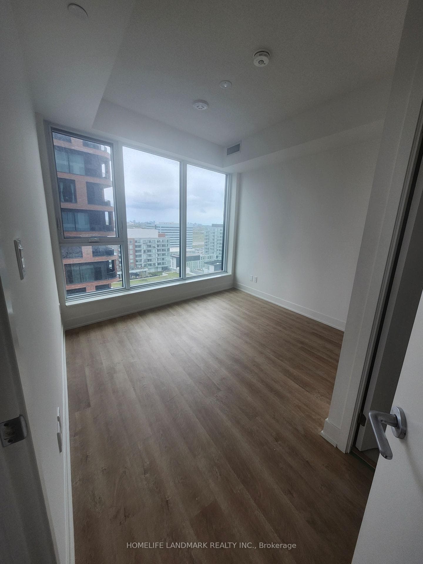 56 Andre De Grasse Street Unit E1820 photo 5