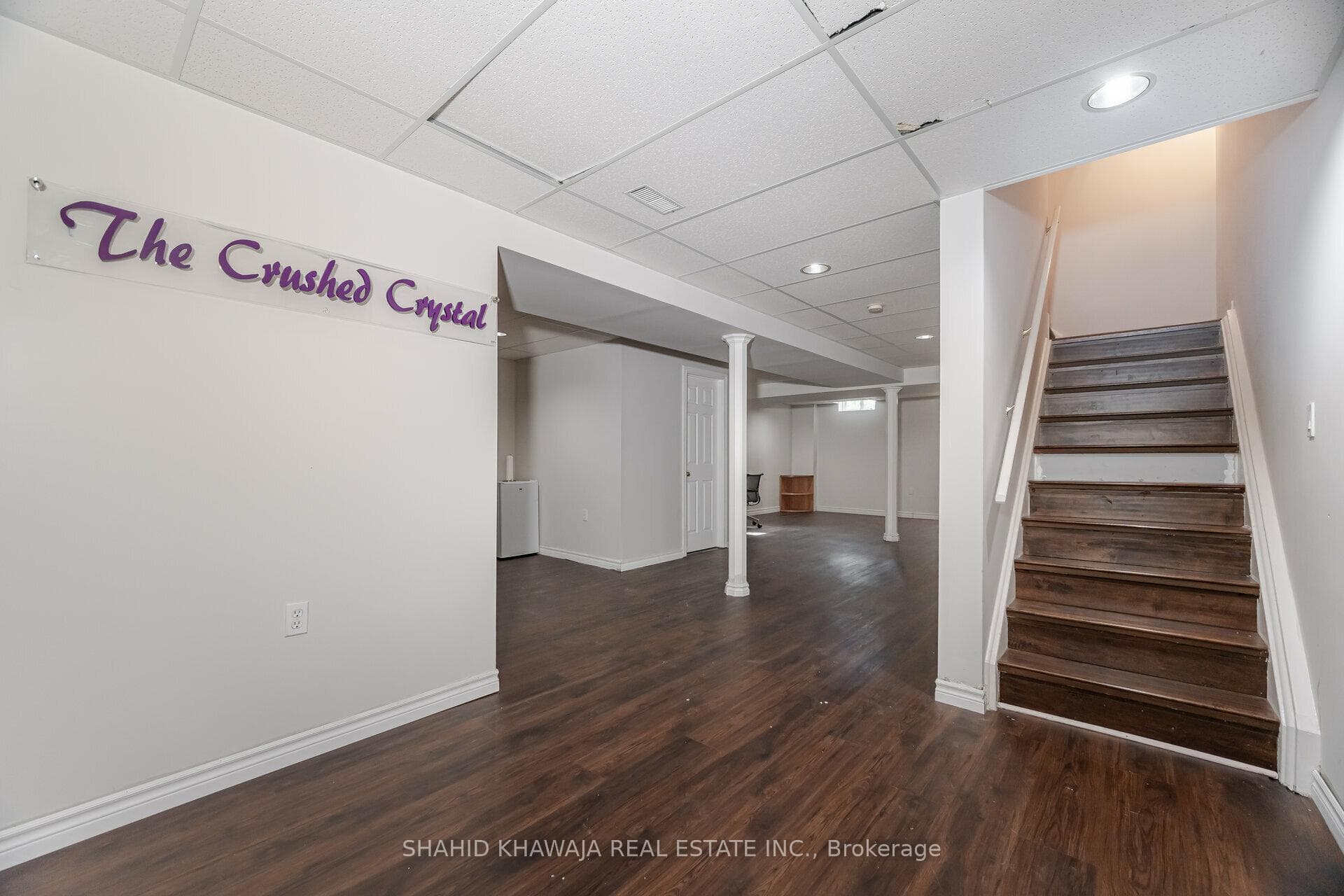 180 Bothwell Crescent photo 31