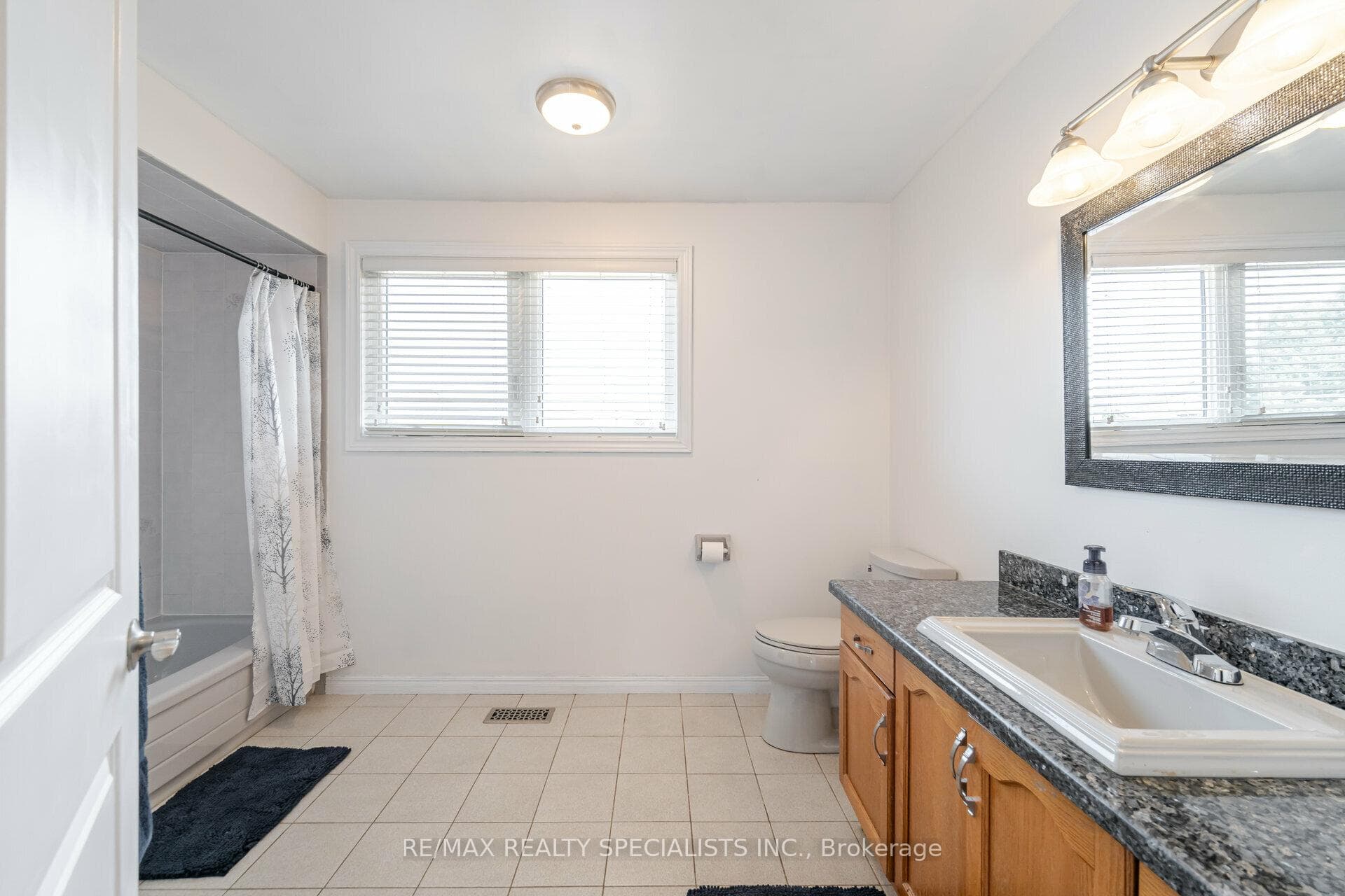 19 CASWELL Drive photo 22