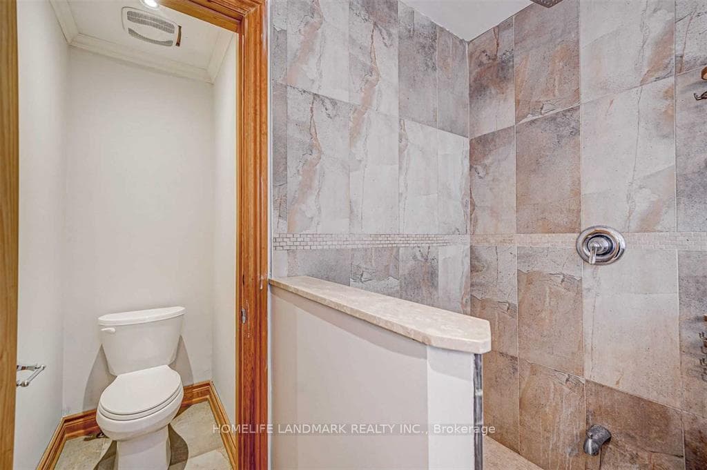724 Lake Drive photo 32