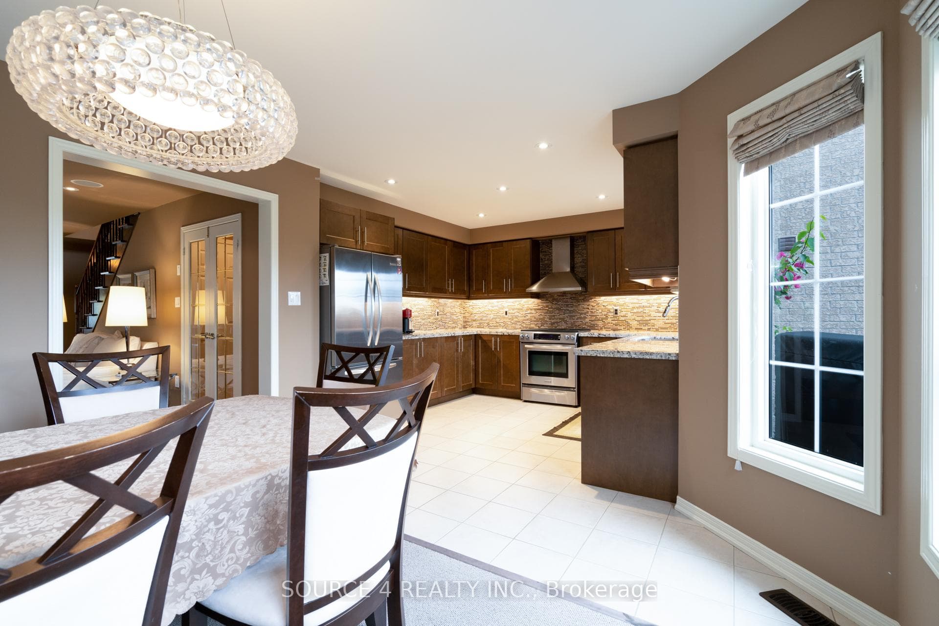 152 Keystar Court photo 13