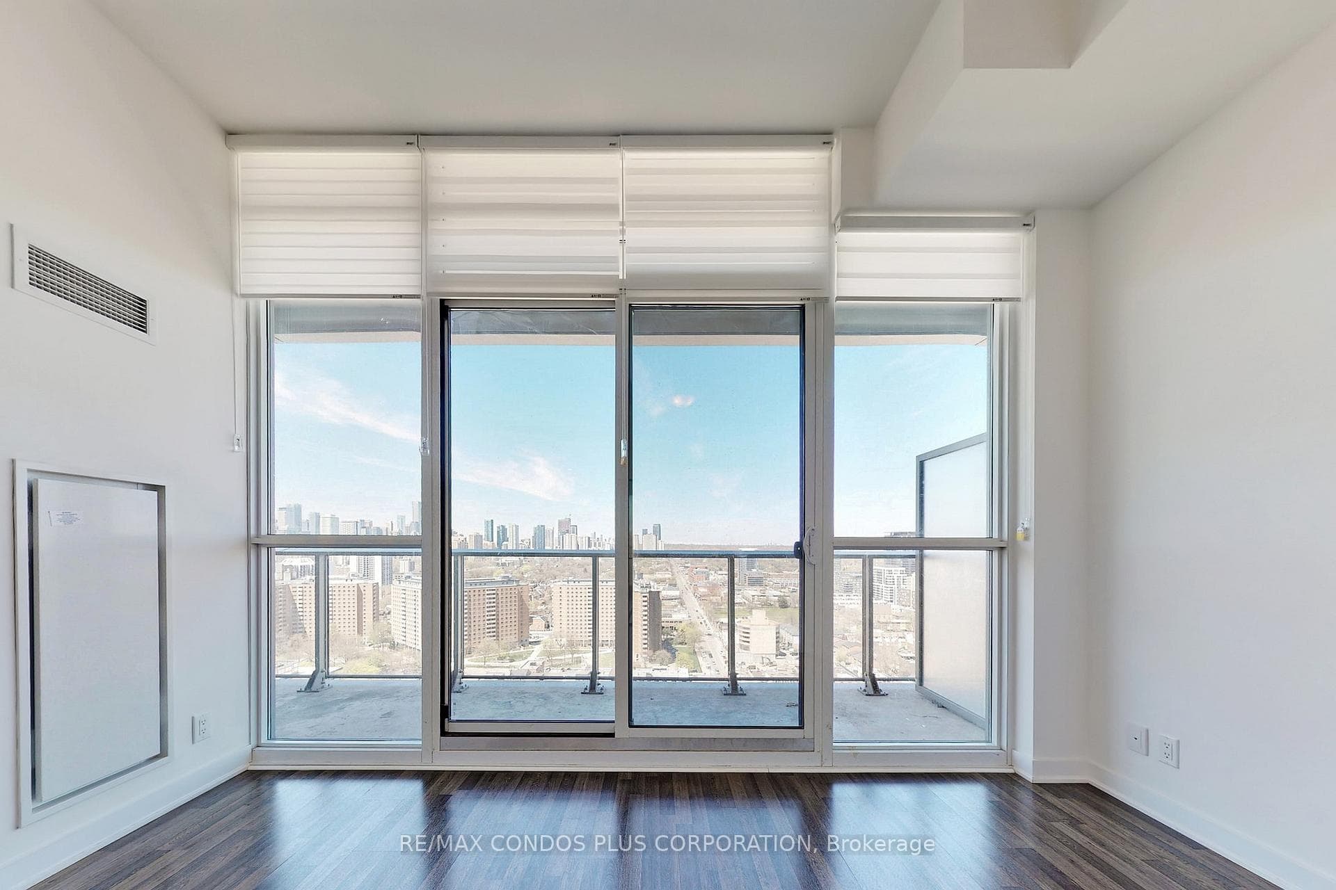 120 Parliament Street Unit 2303 photo 4