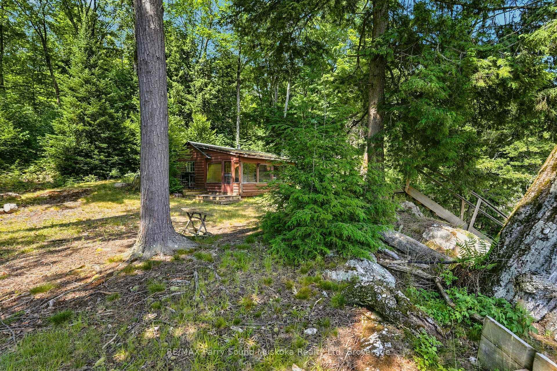 24 South Crane Lake Road photo 11
