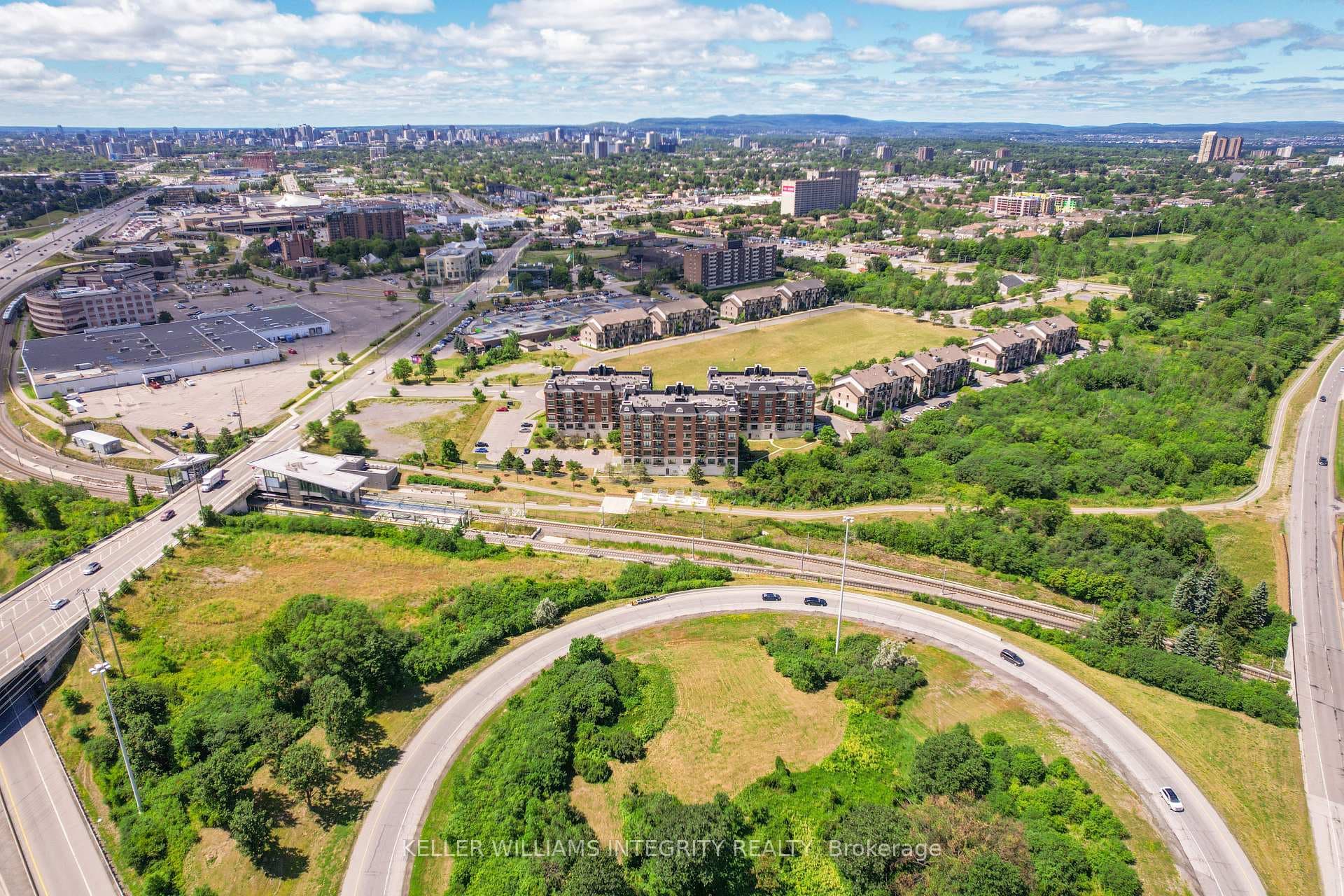 905 Beauparc Private Unit 219 photo 29