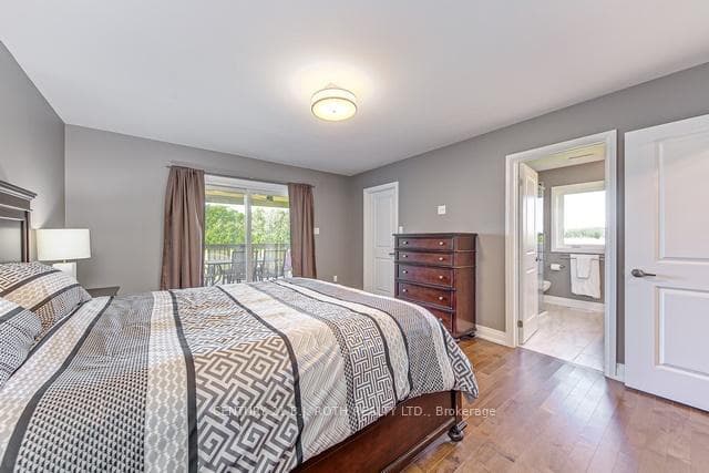 1180 Jermey Road photo 11