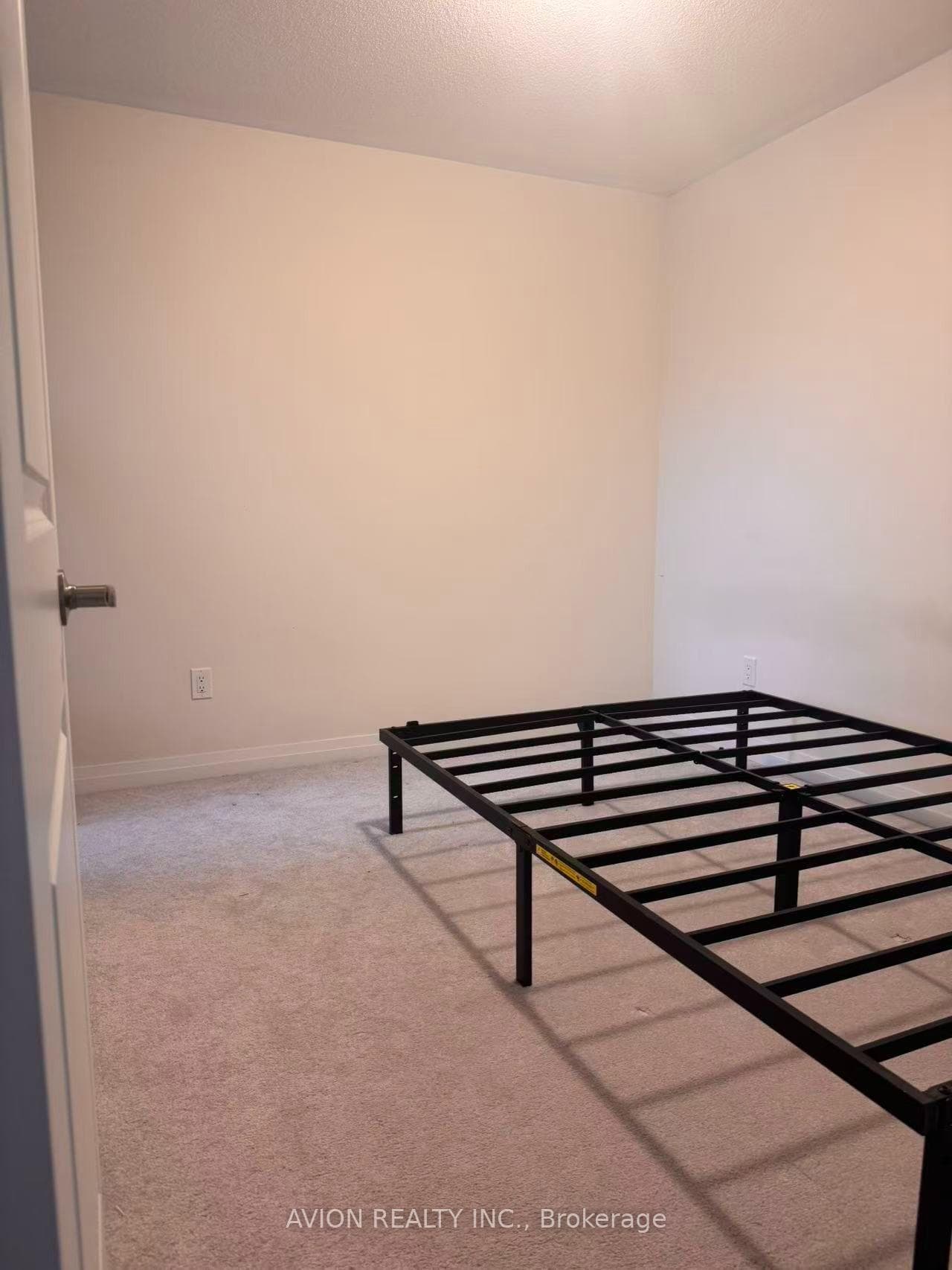 33 Saigen Lane photo 7