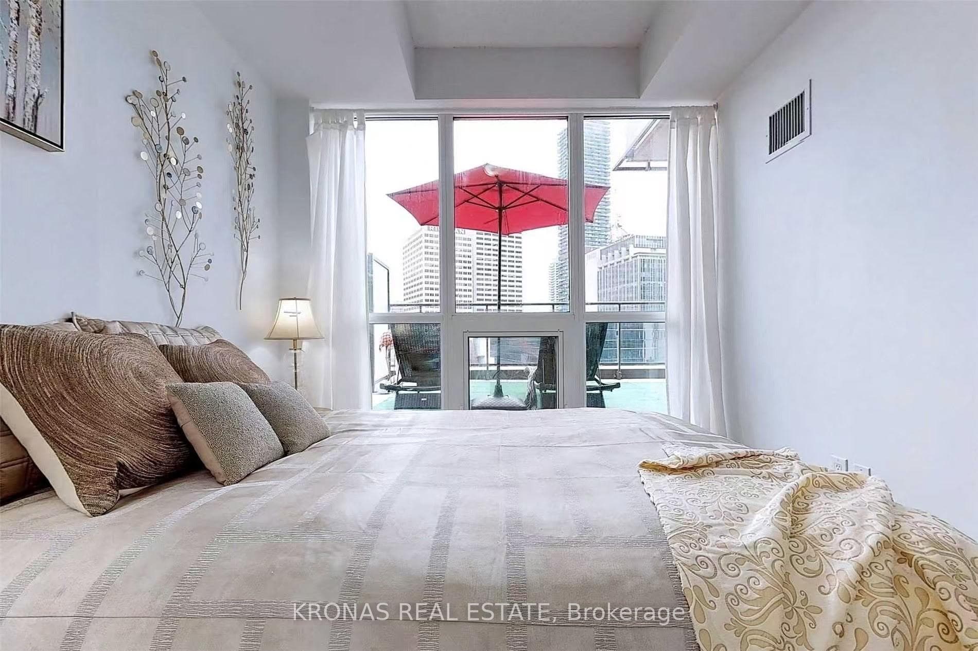 60 Berwick Avenue Unit 1009 photo 2