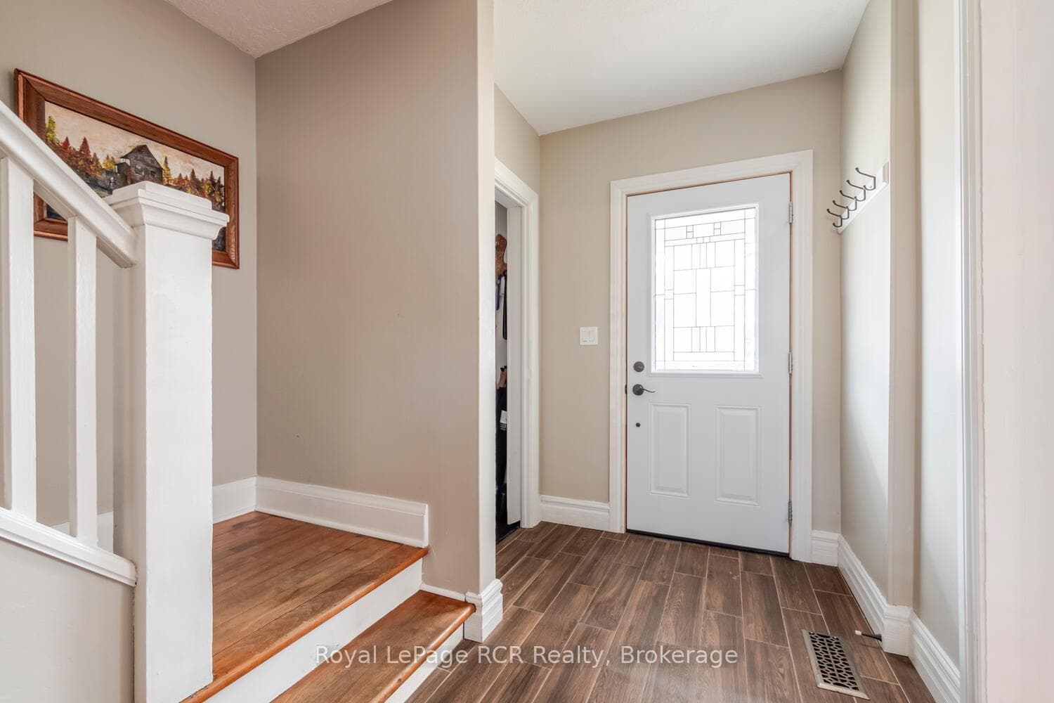 662 7th Avenue photo 8