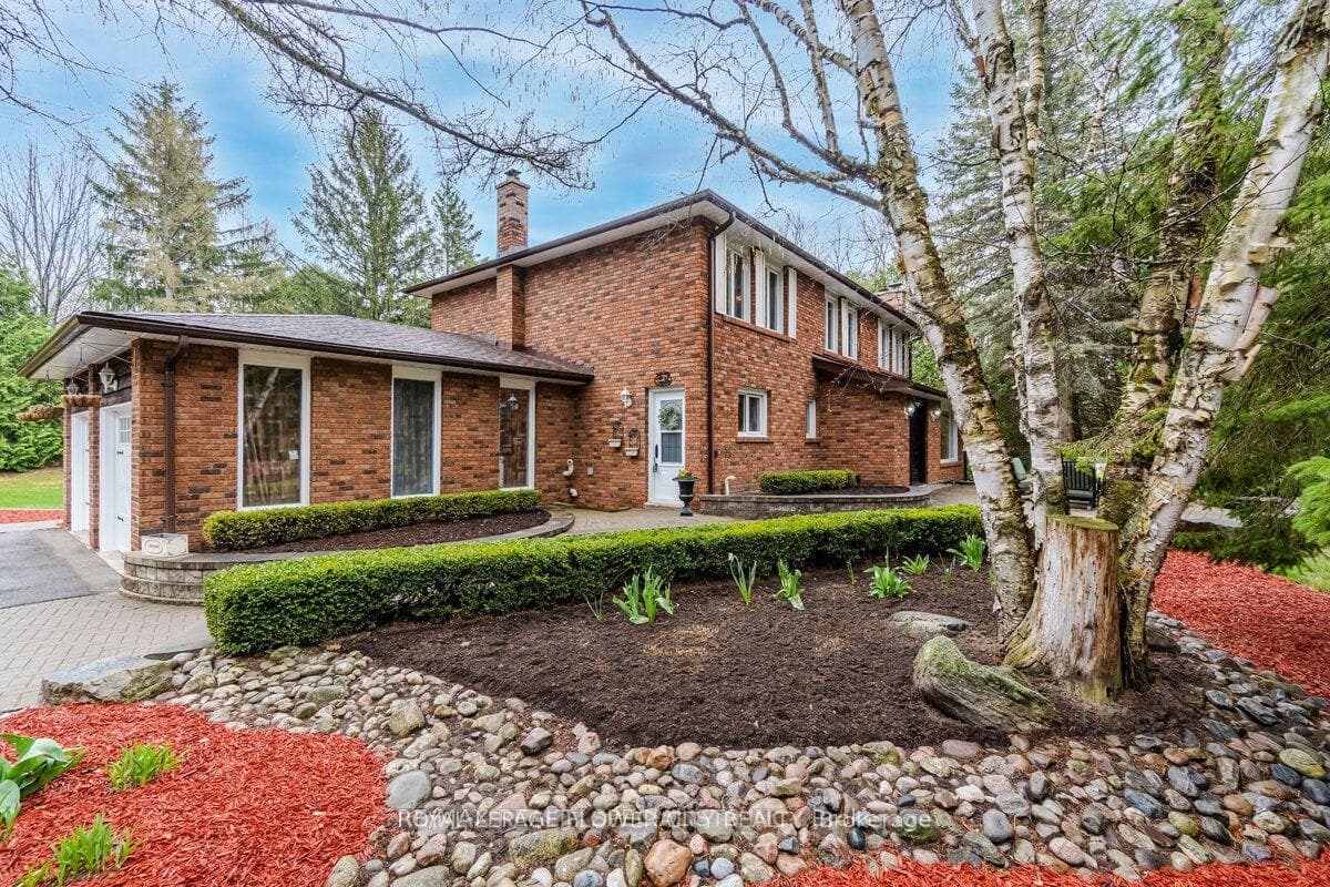 29 Gibson Lake Drive photo 4