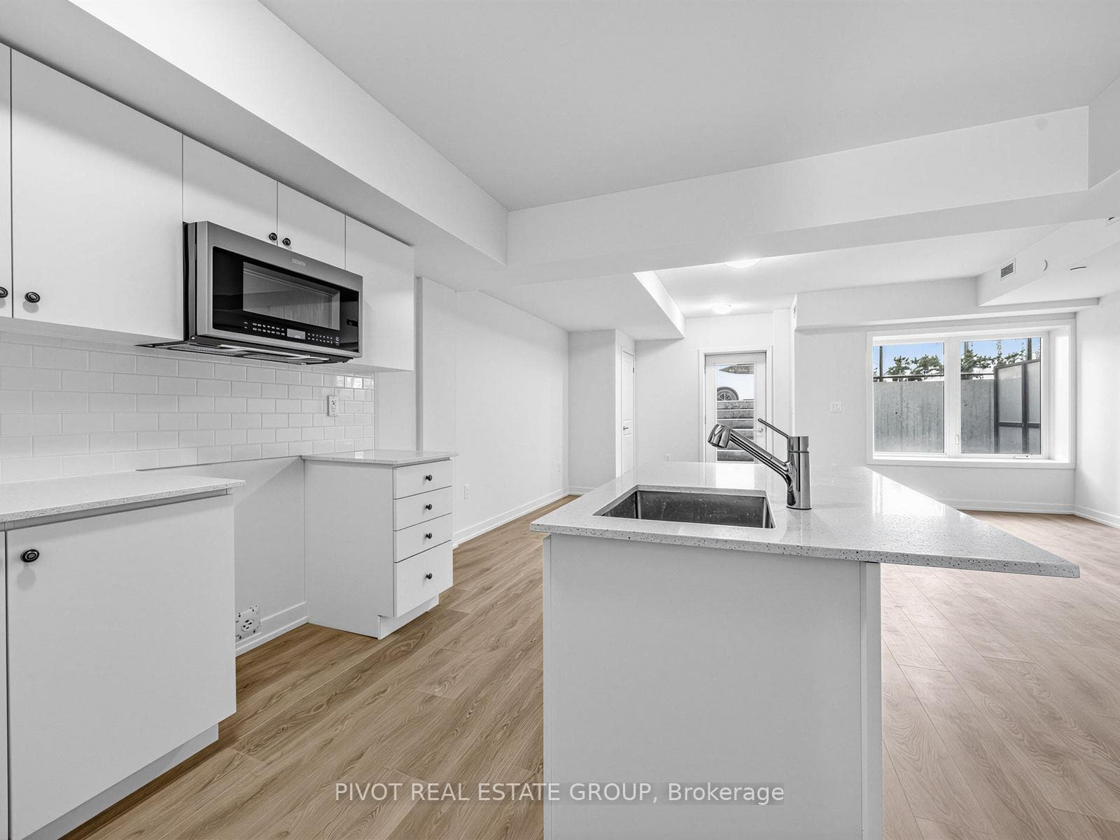 56 Elizabeth Street Unit 1104 photo 16