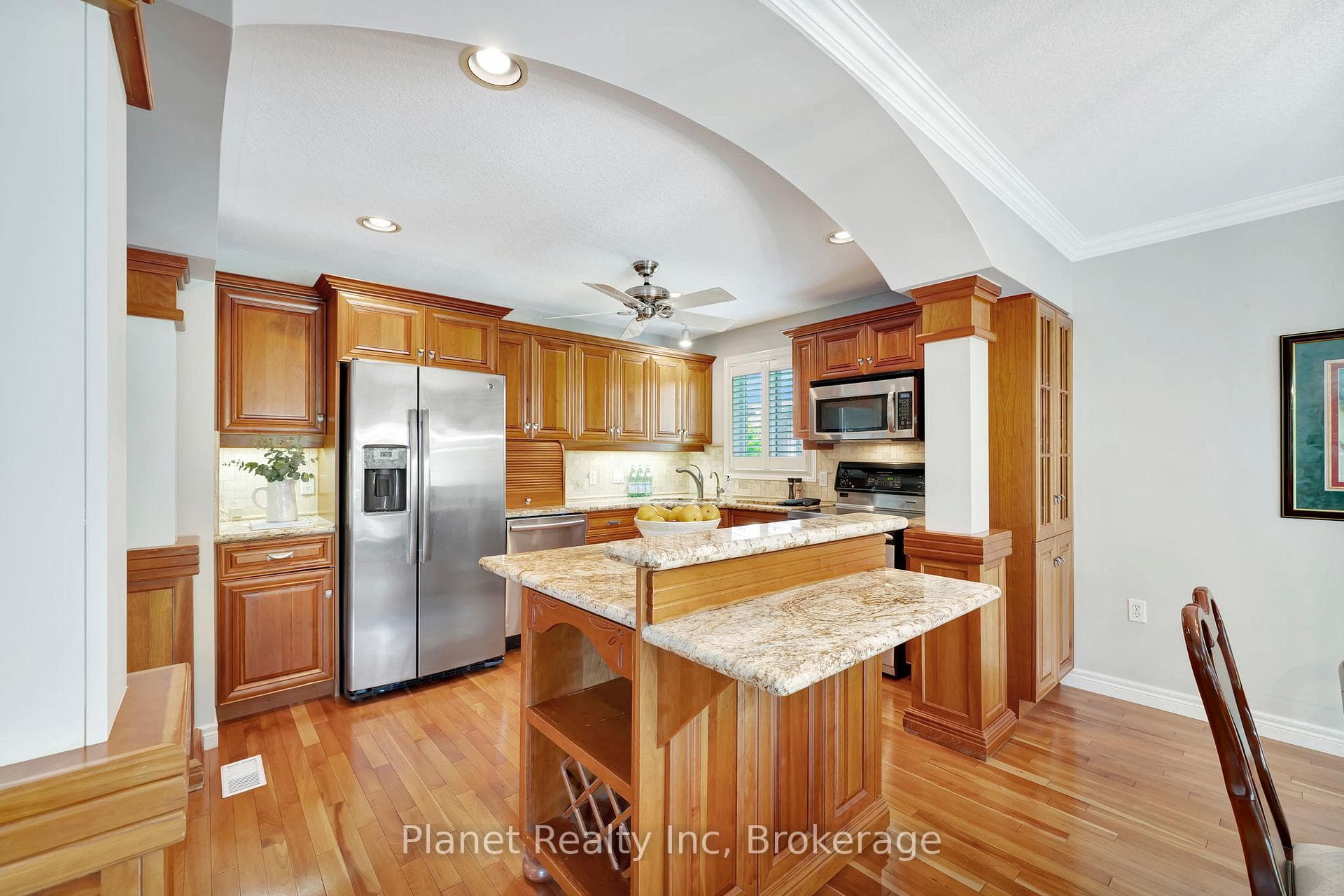 18 Beechlawn Boulevard photo 6