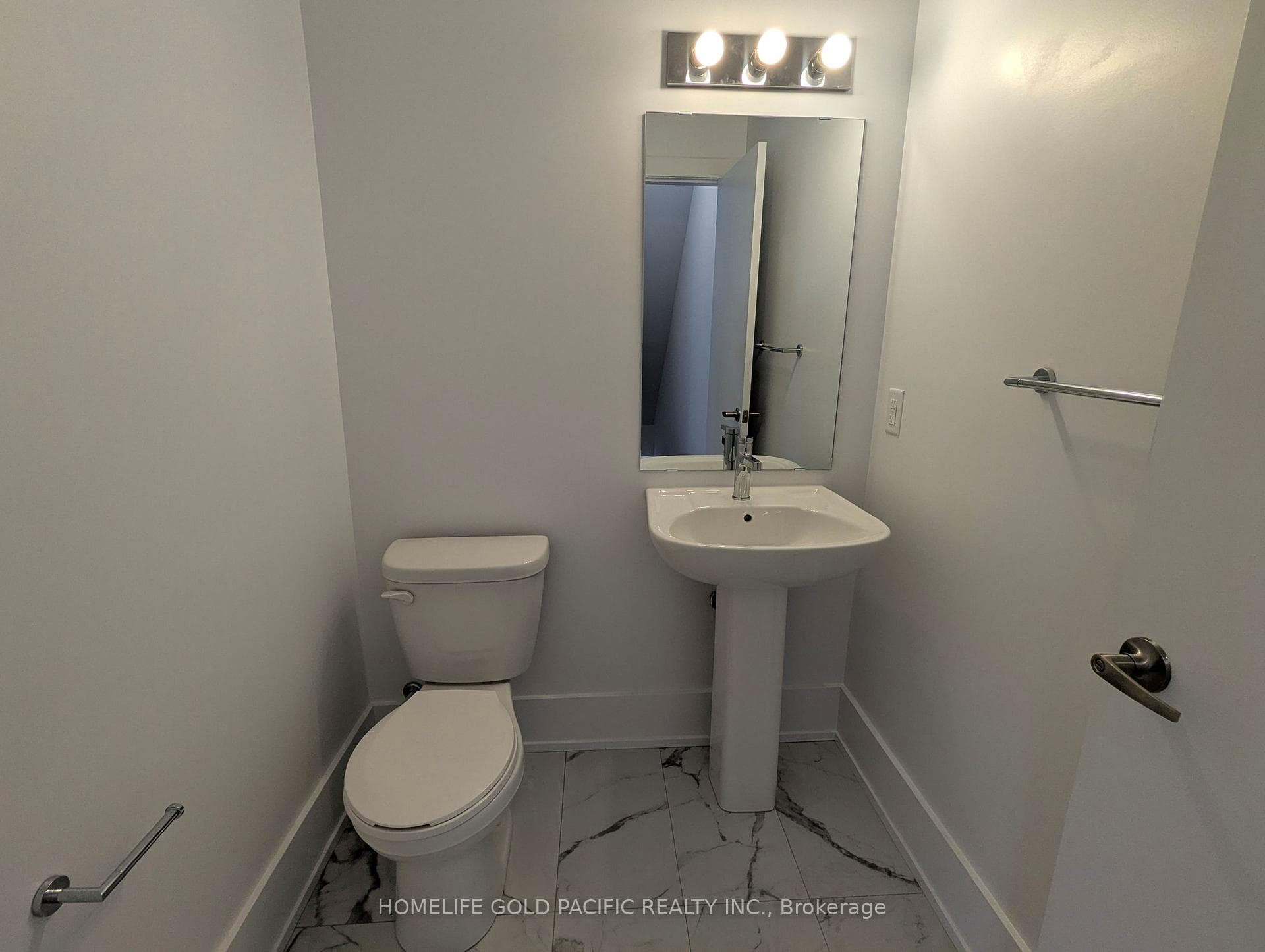 17 Kerns Lane photo 10