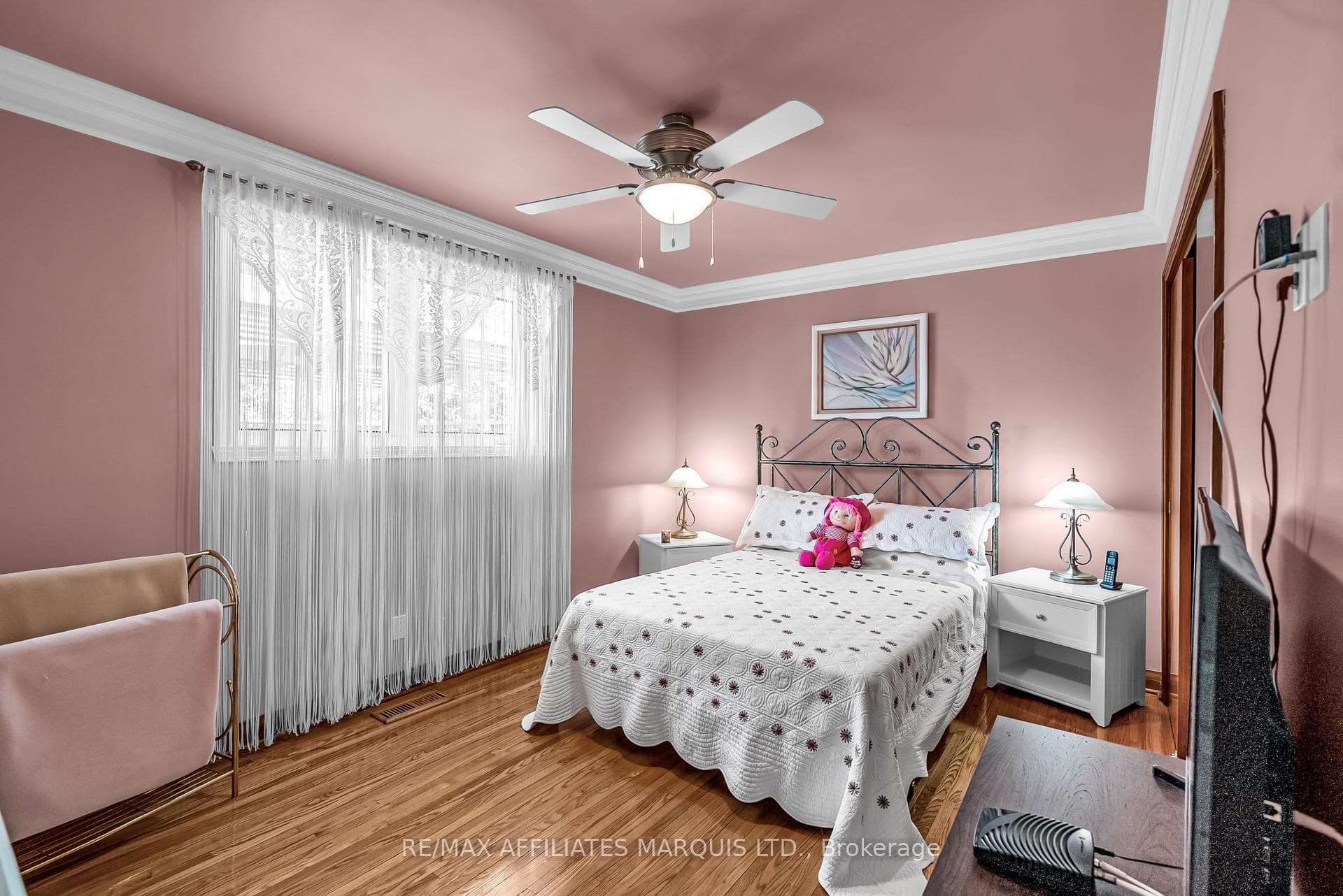 1413 Queen Street photo 23