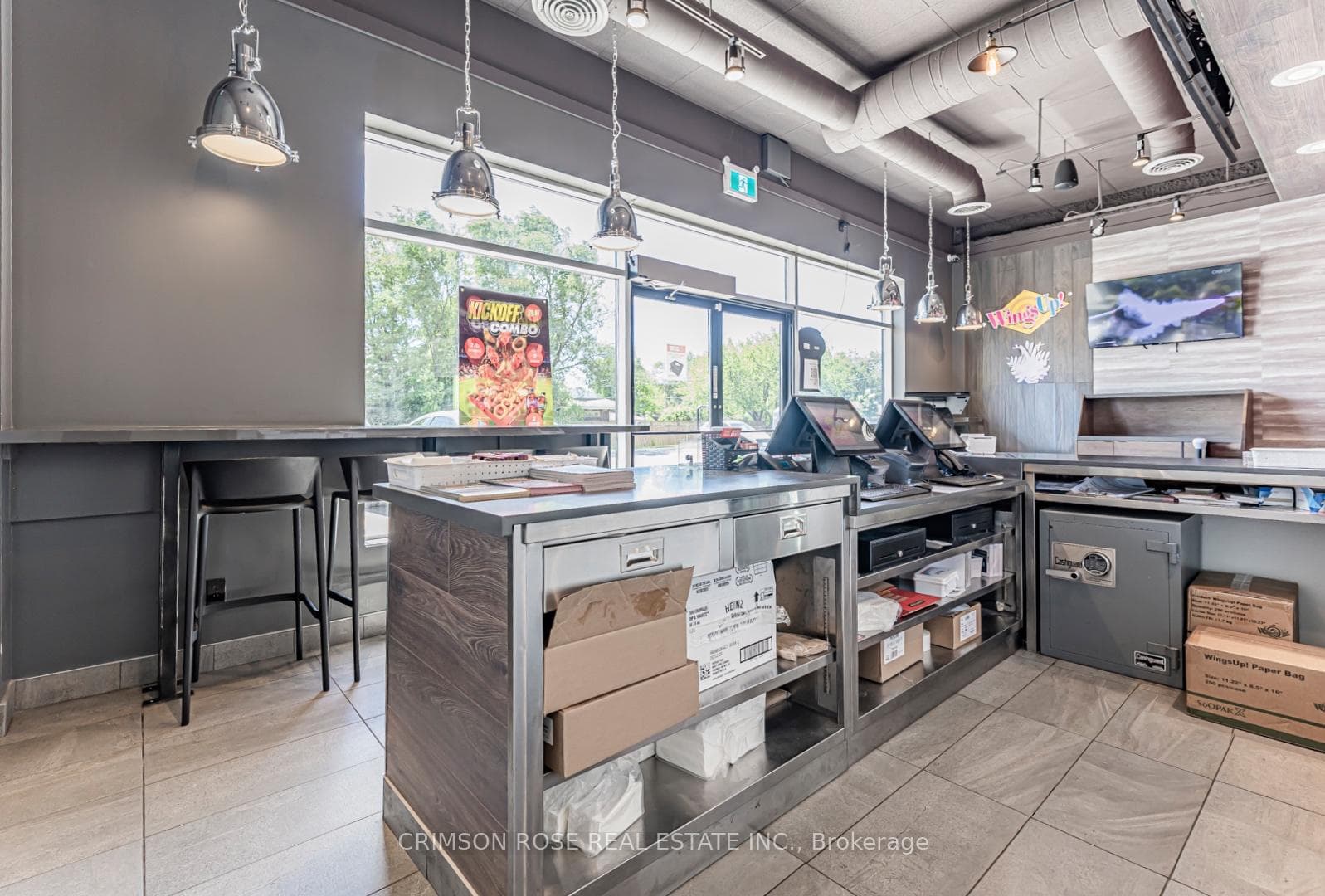 358 Speers Road photo 19