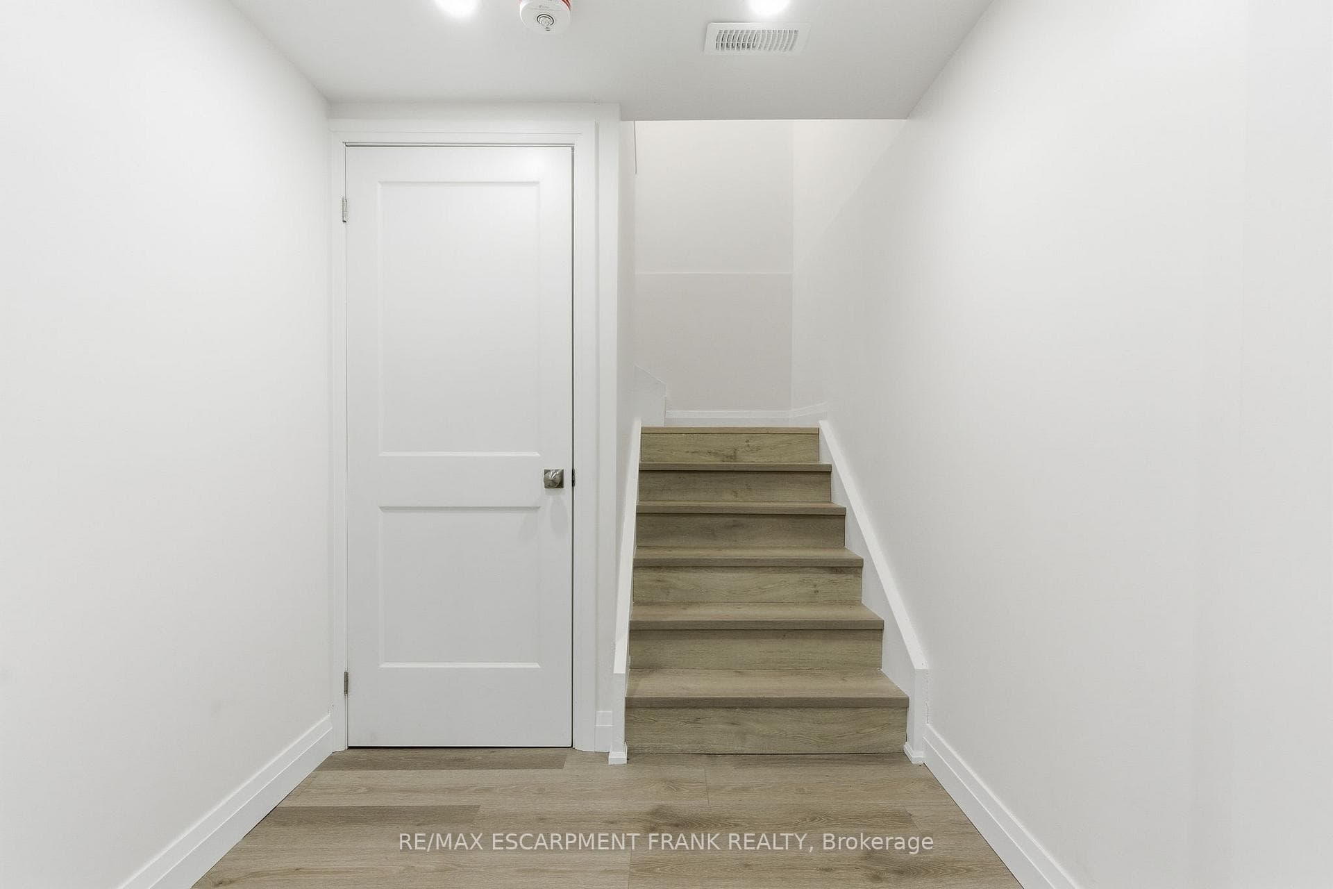 115 Mcelroy Road photo 24