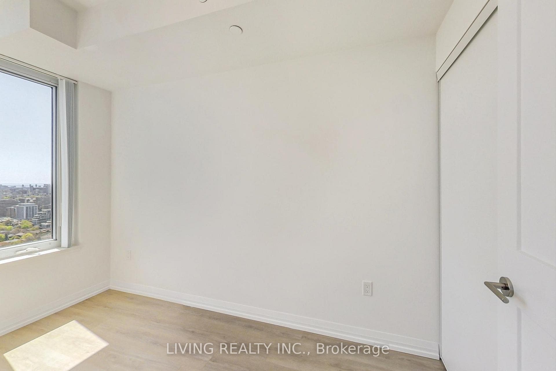 50 Dunfield Avenue Unit 3212 photo 17
