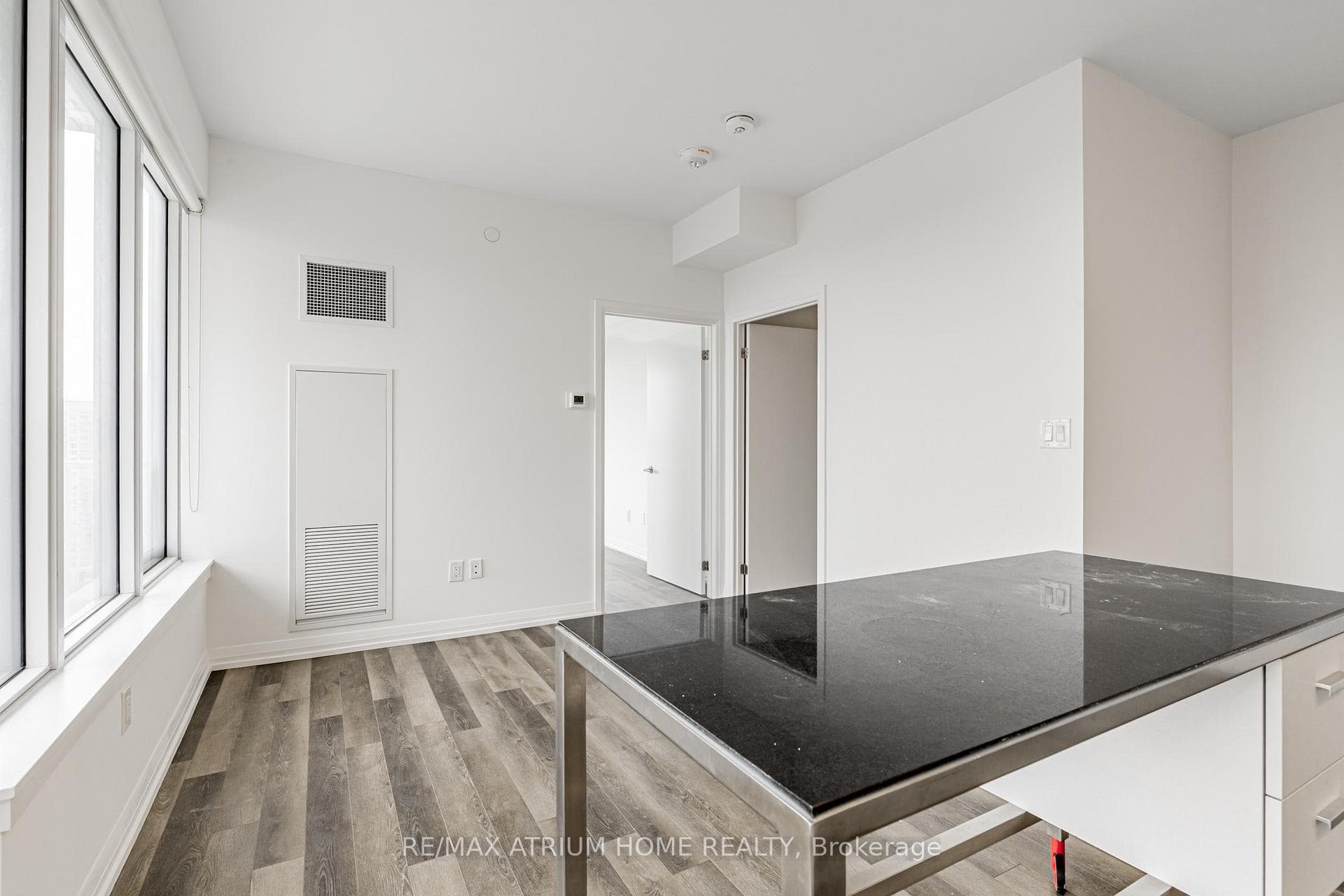 75 Canterbury Place Unit 2102 photo 9