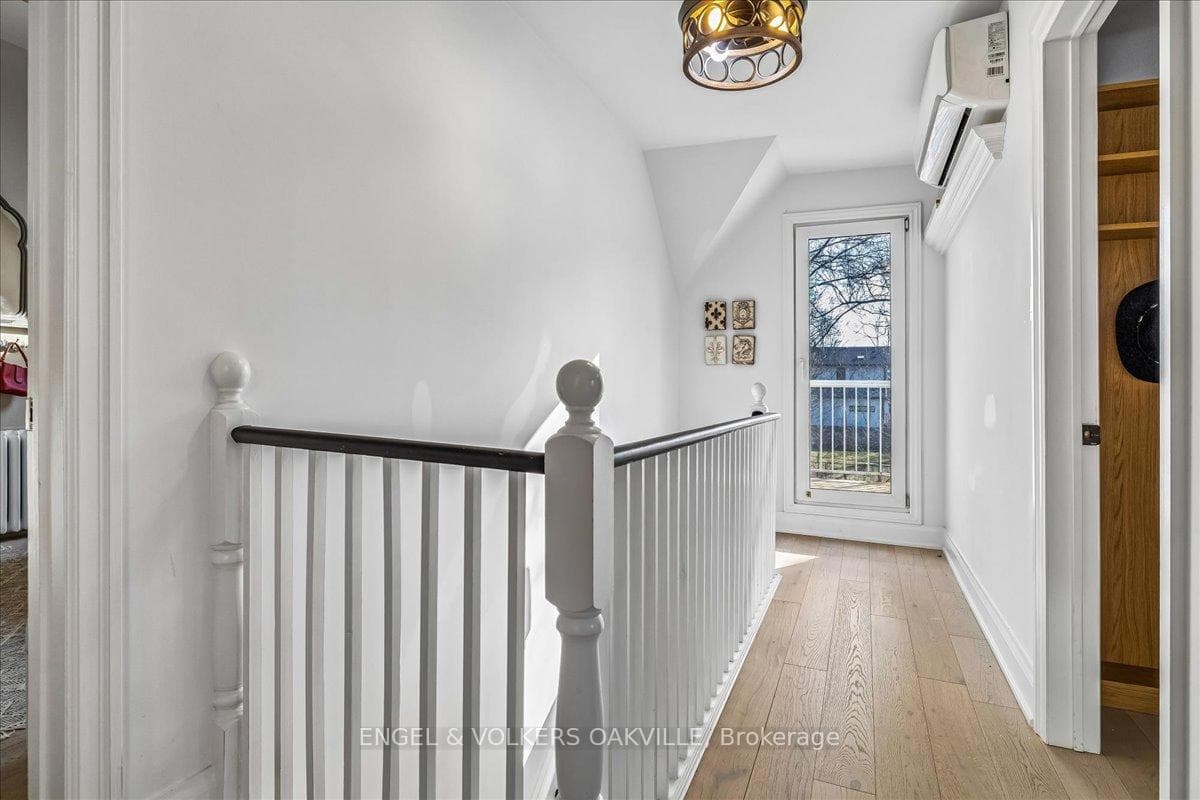 38 John Street photo 27