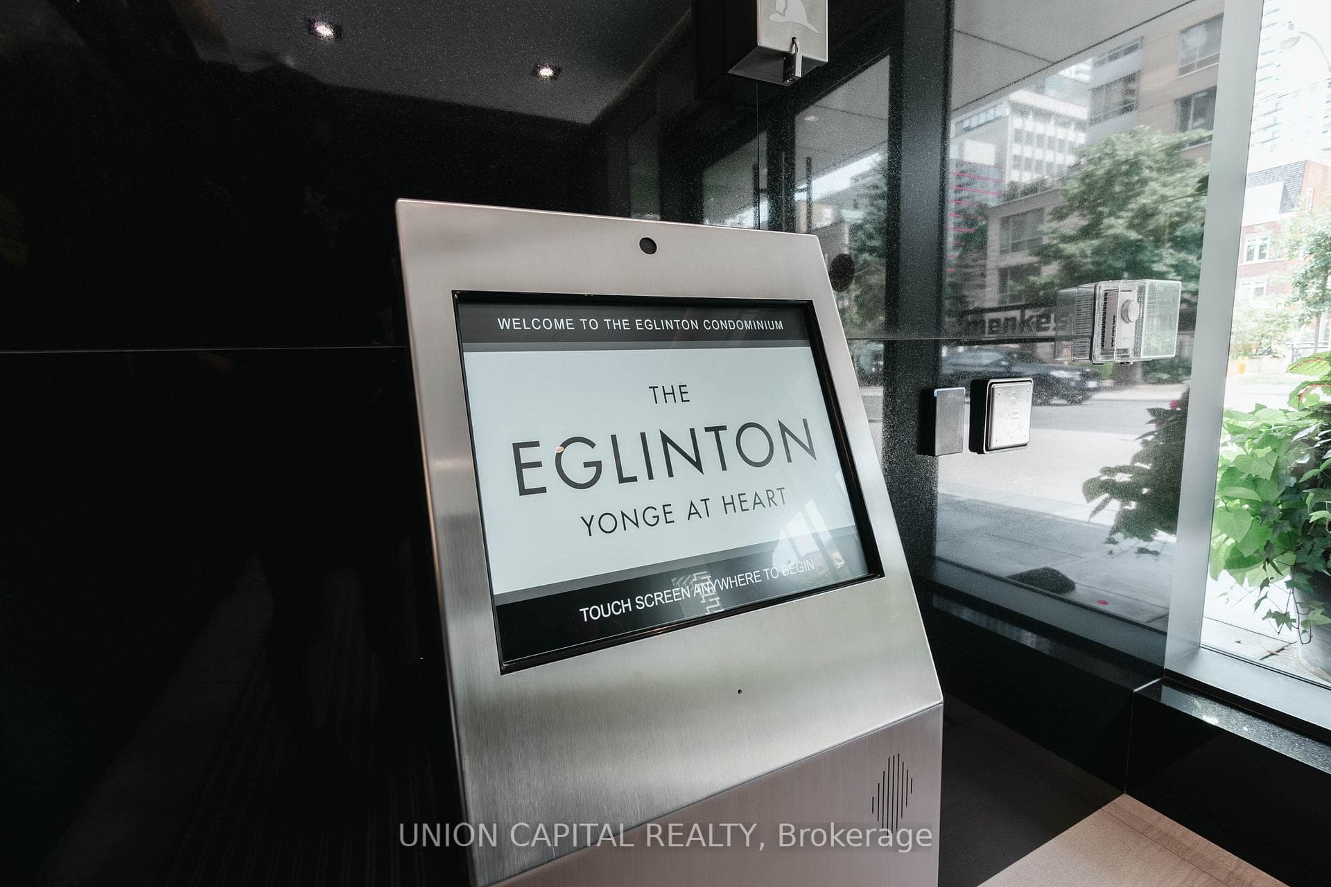 125 Redpath Avenue Unit 2203 photo 4