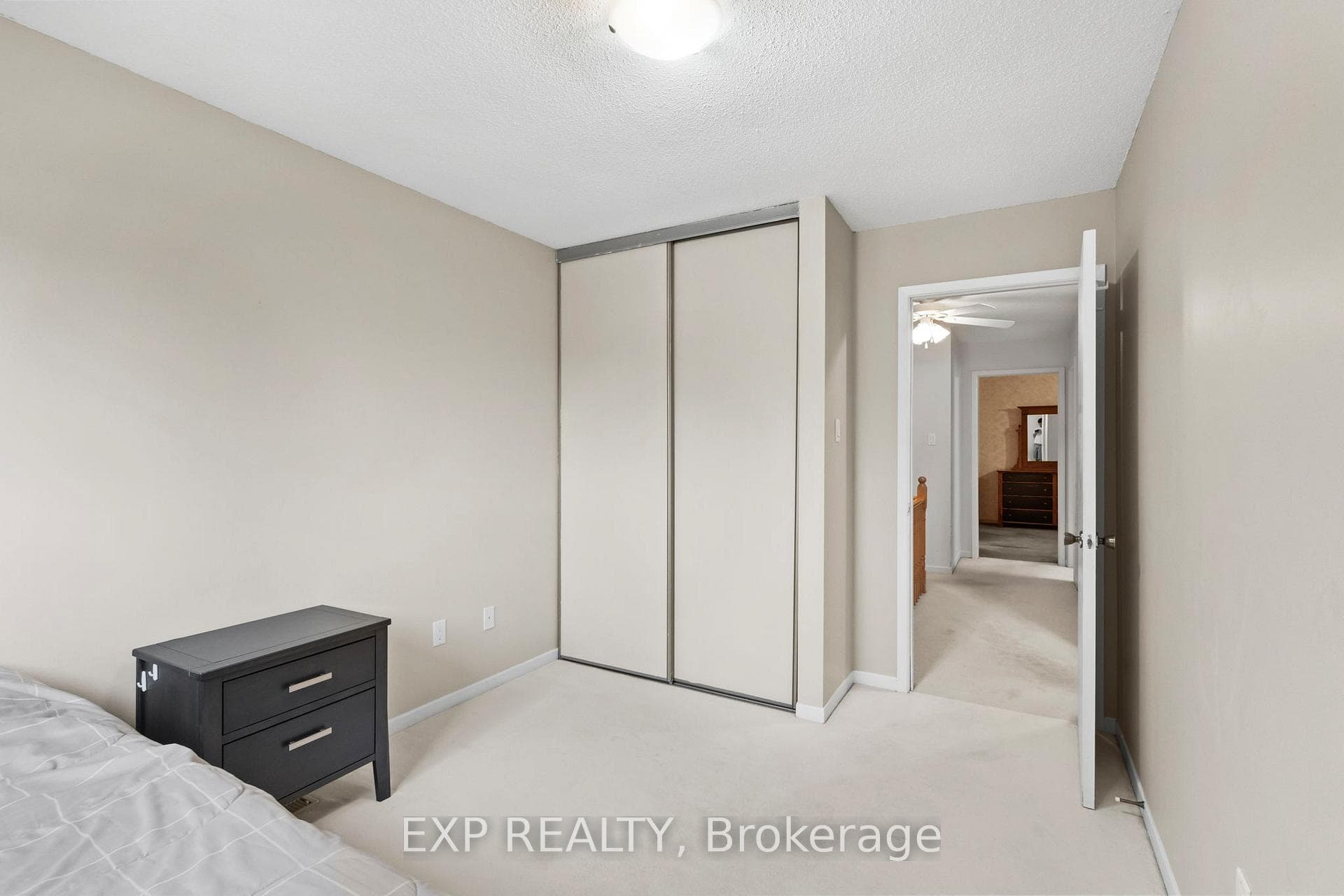 25 Lilac Avenue photo 31