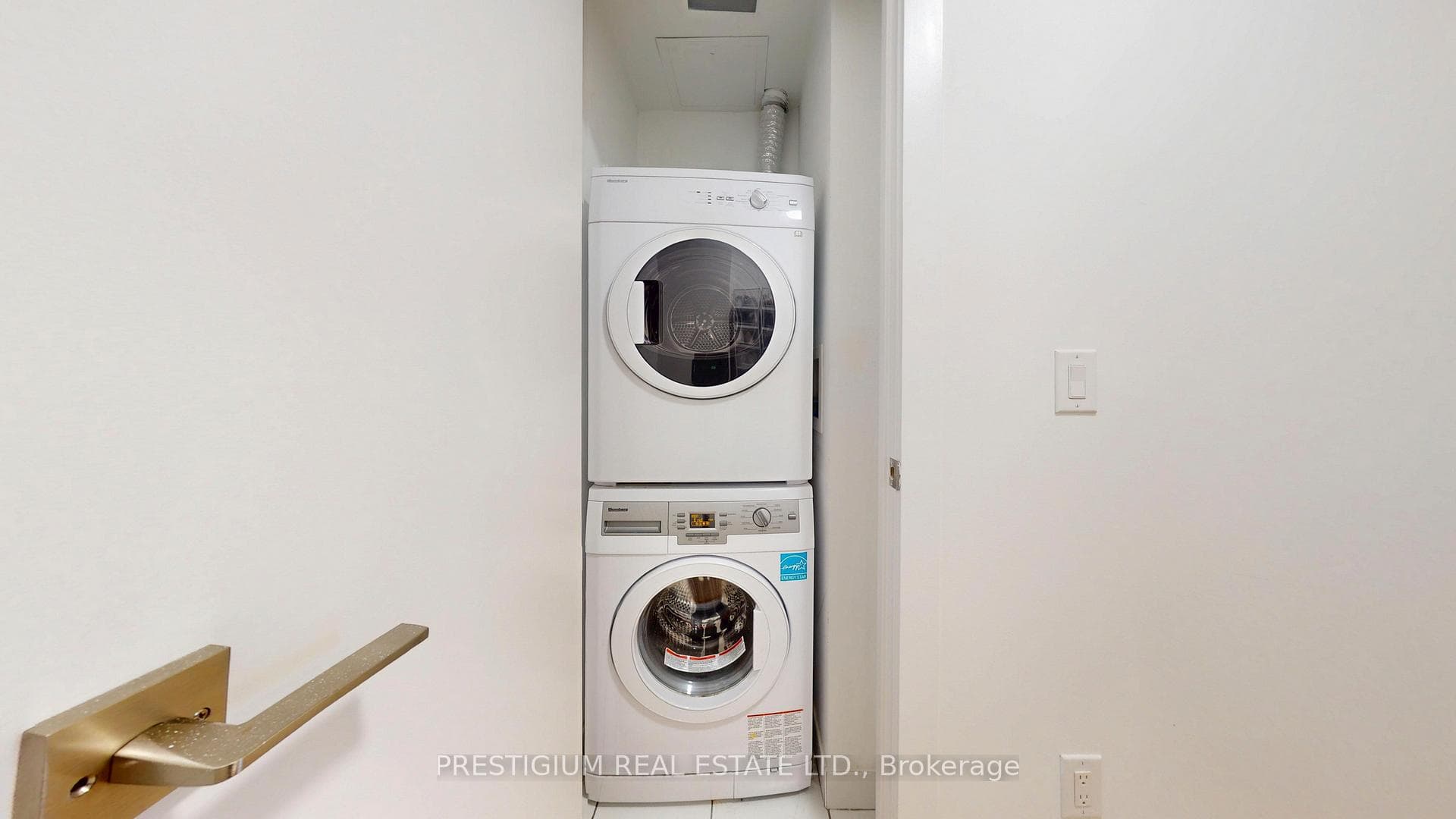 32 Davenport Road Unit 2405 photo 25