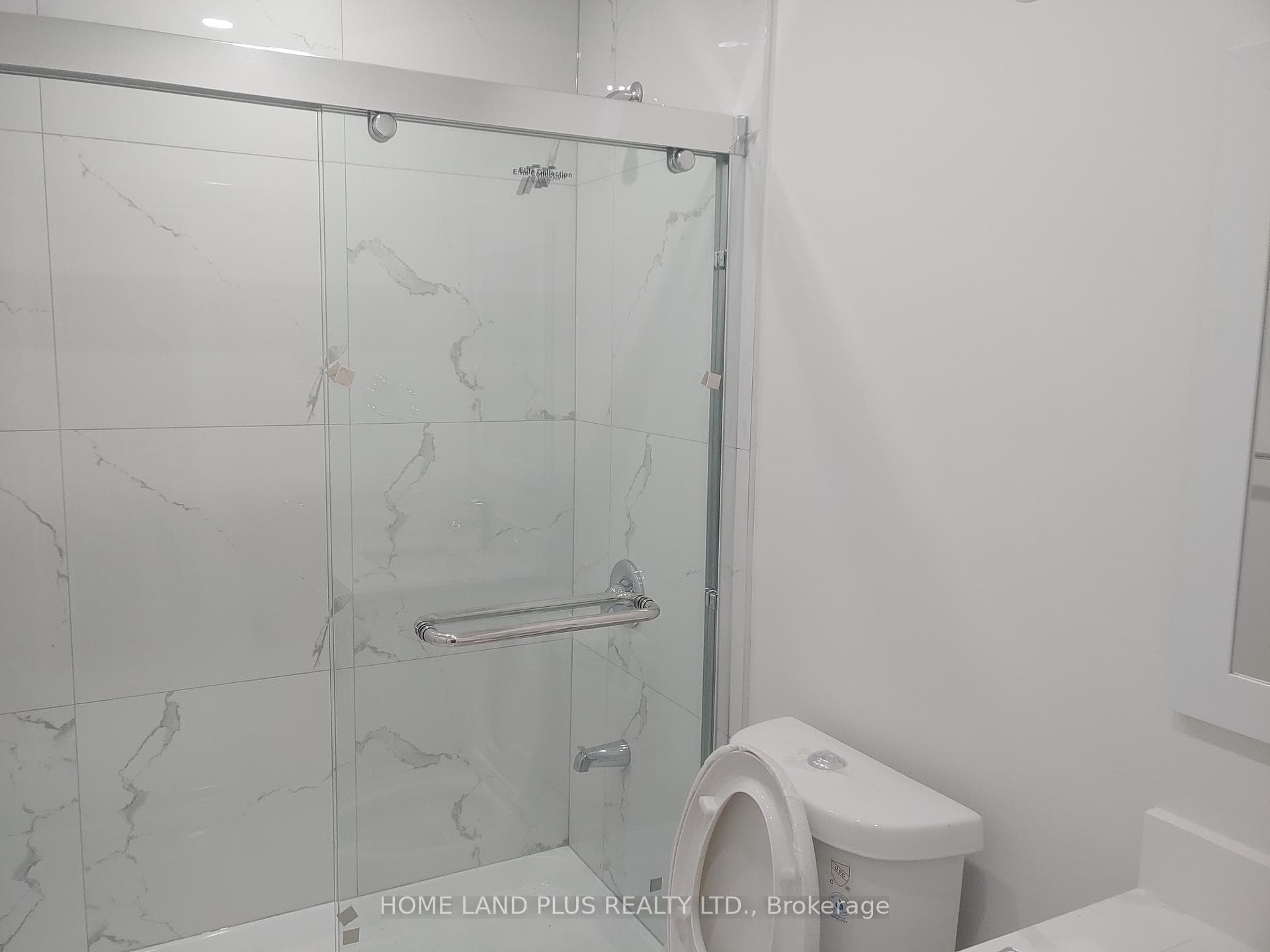40 Penetang Street Unit 2 photo 9