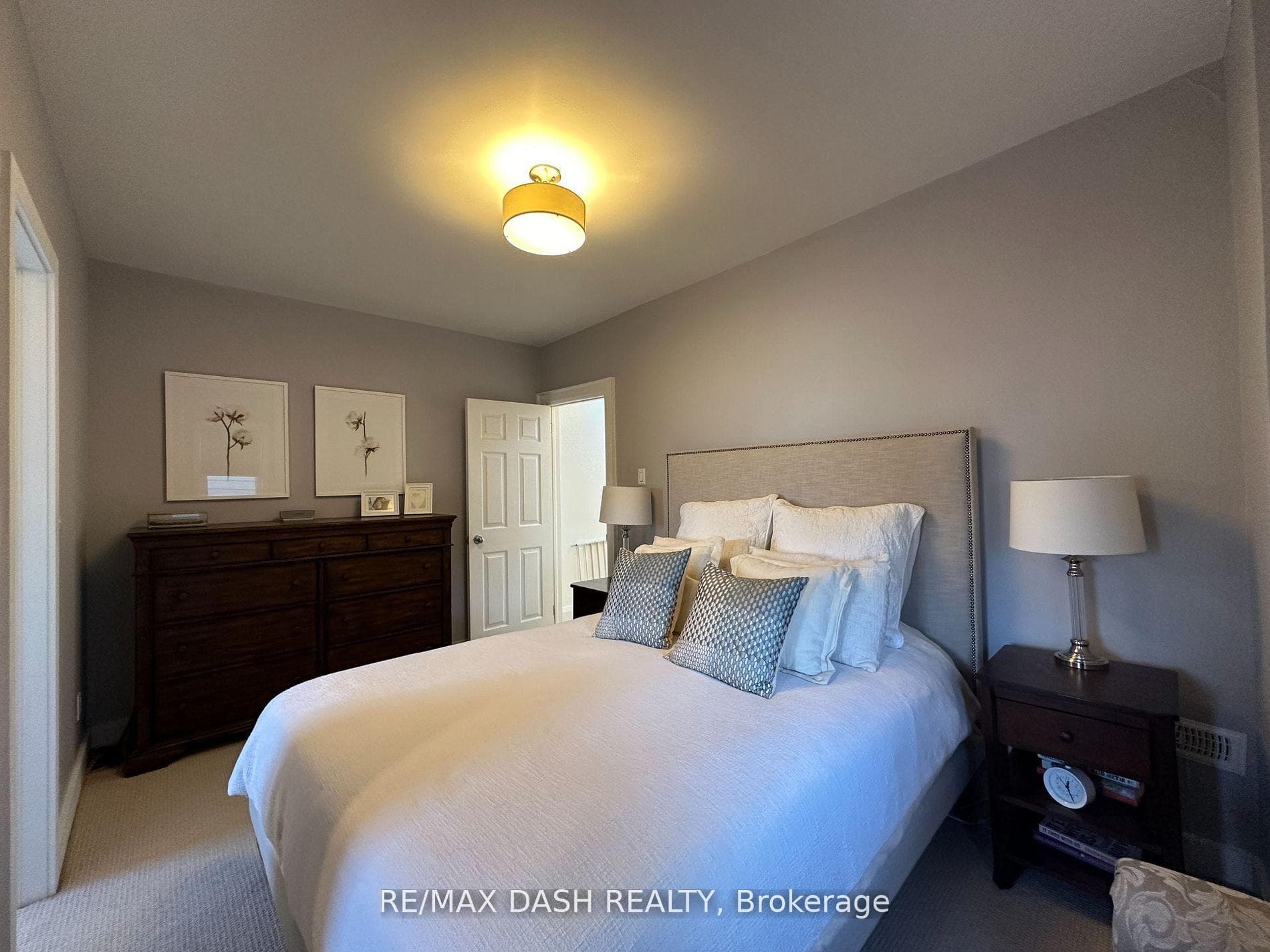 24 Berkshire Avenue photo 21