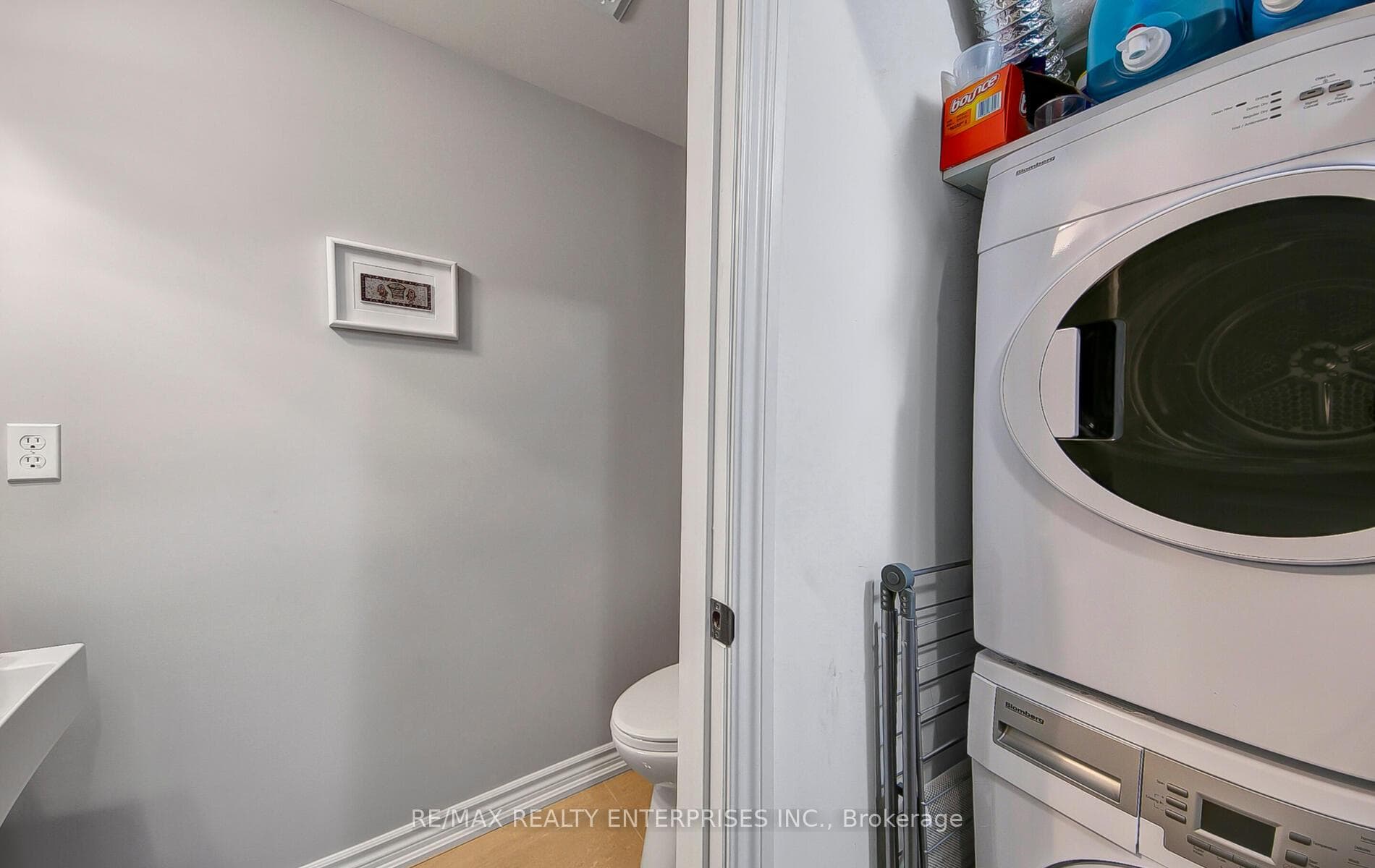 90 Eastwood Park Gardens Unit 20 photo 7
