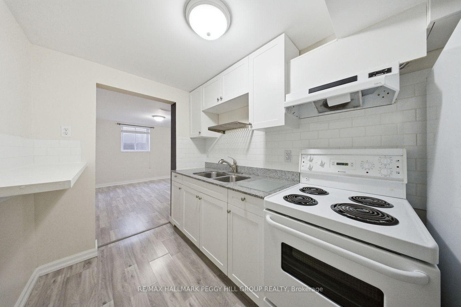 15 Christie Crescent Unit Basement photo 6