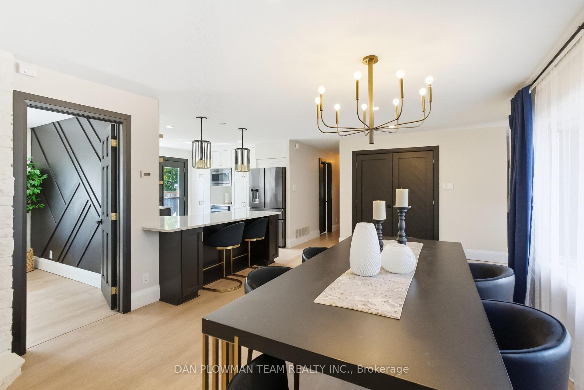1007 Dunlop Street photo 20