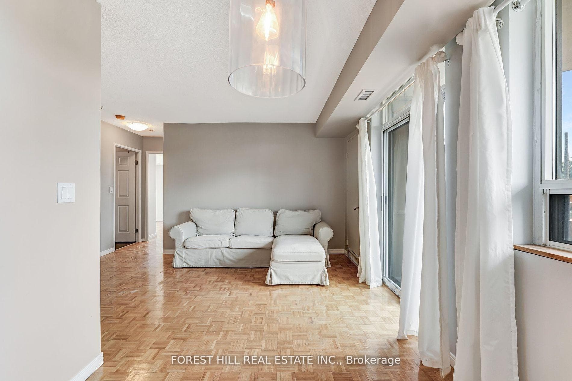 555 Wilson Heights Boulevard Unit 203 photo 19